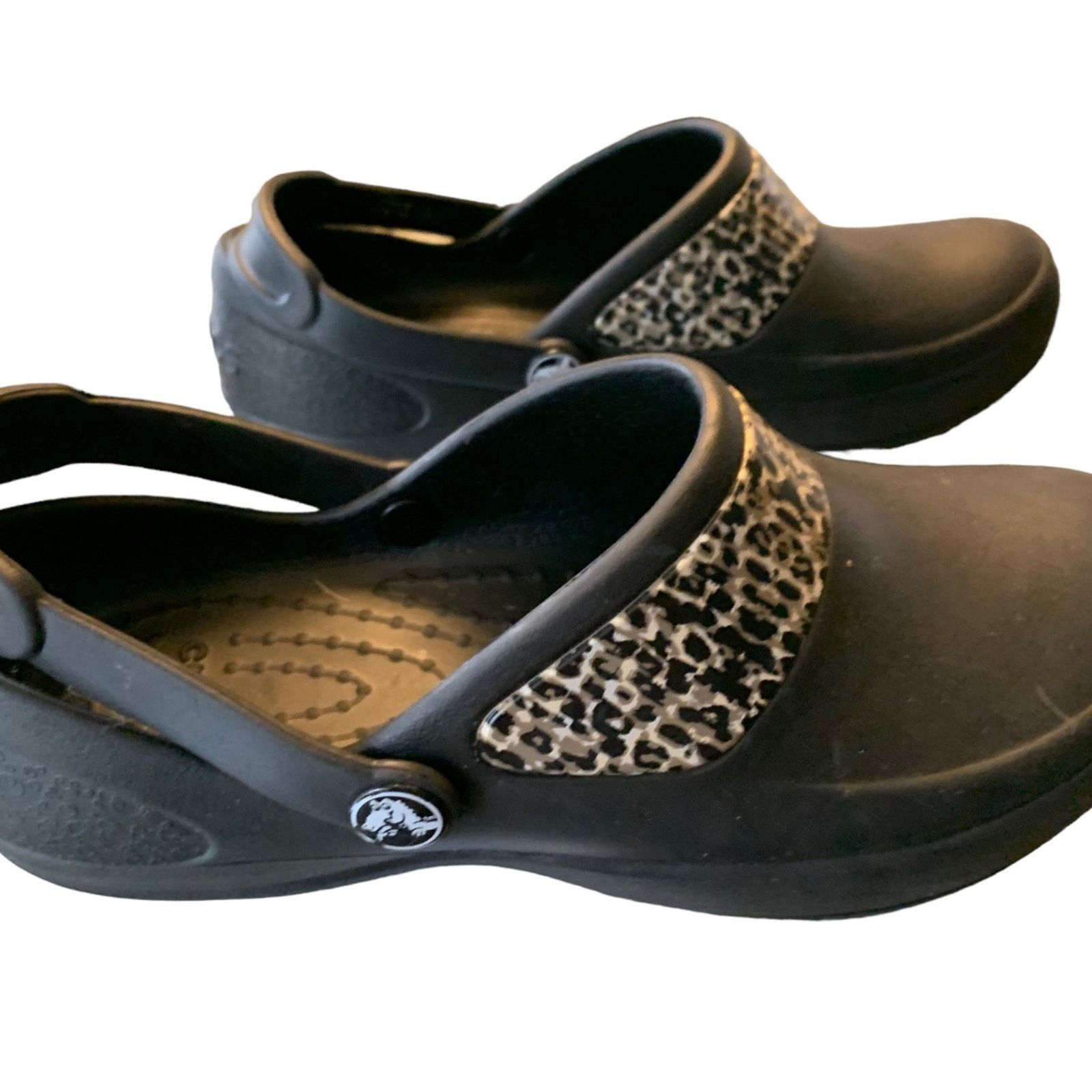 Crocs Crocs Women's Size 6 Clog Black Leopard Print Design Sandal Size US 6 / IT 36 - 4 Thumbnail