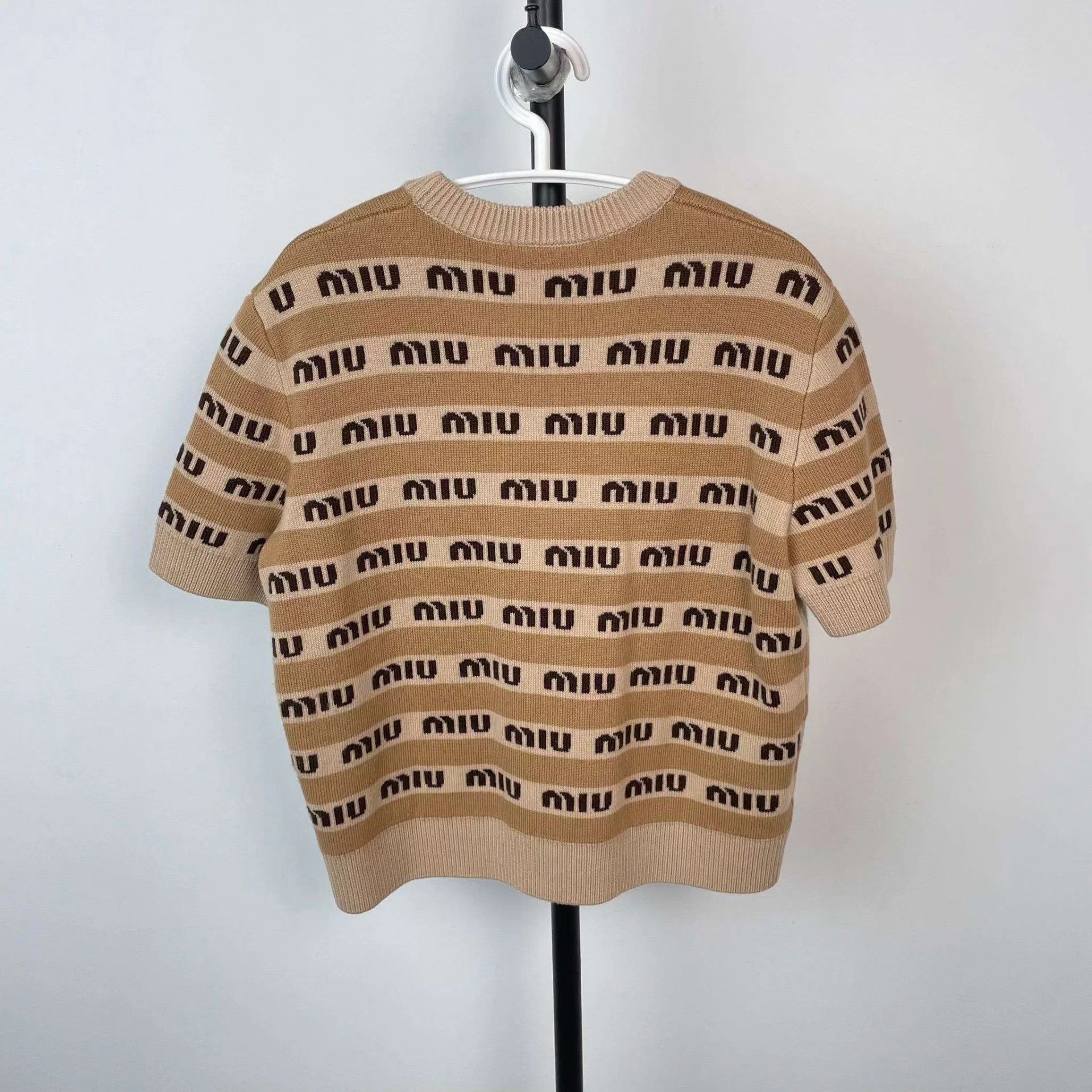 Miu Miu Miu Miu Khaki Knit Short-Sleeve Sweater 38 Size XS / US 0-2 / IT 36-38 - 2 Thumbnail