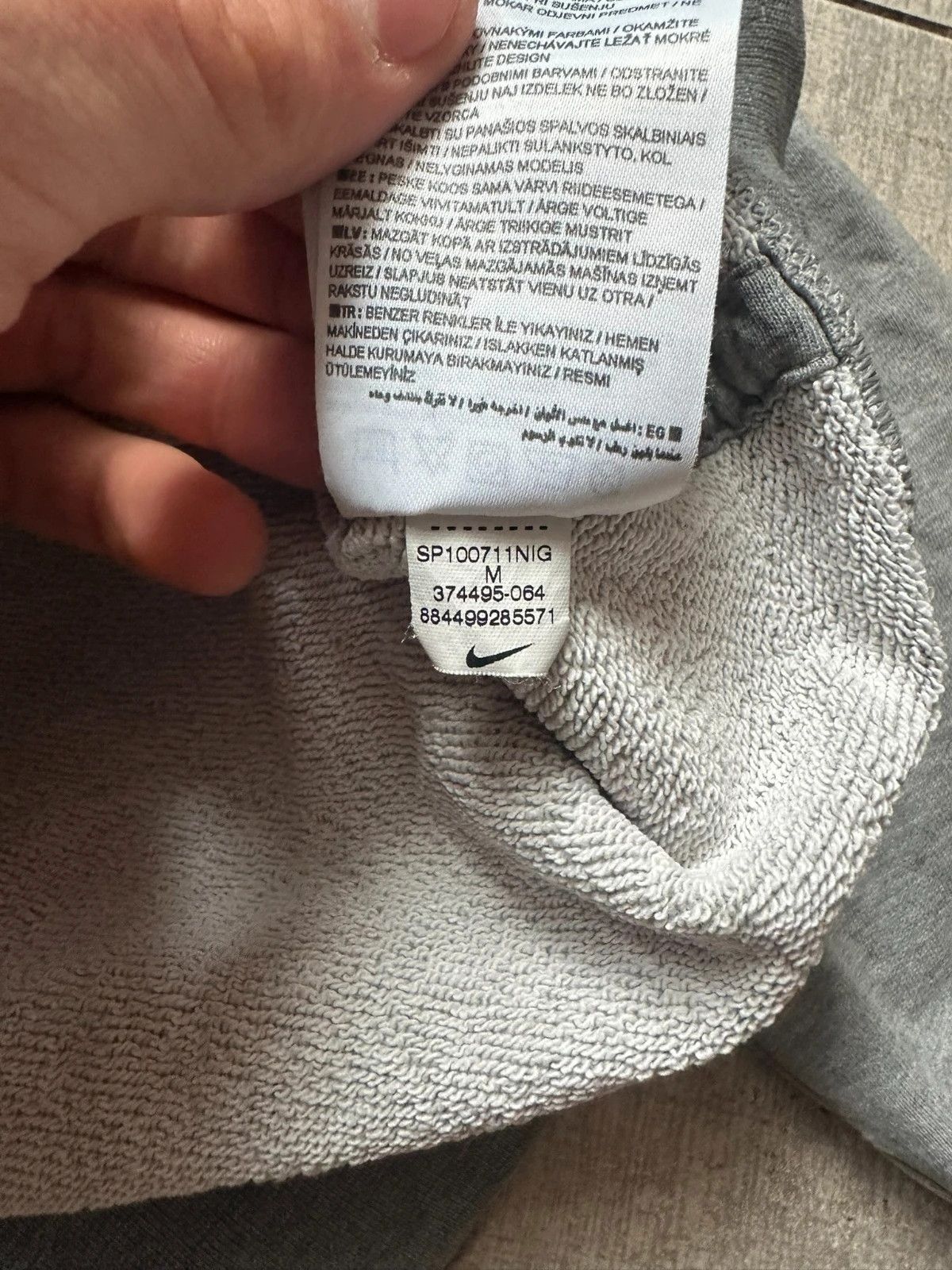 Nike Vintage Hoodie Nike England 10 James Jarvis Limited Edition Size US M / EU 48-50 / 2 - 7 Thumbnail