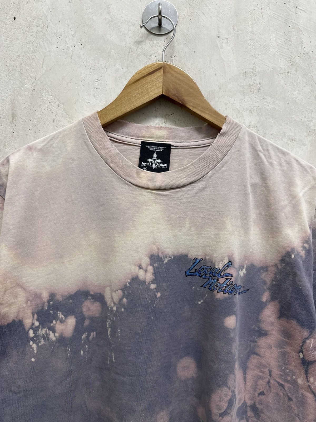 Vintage Thrashed Faded Vintage 90s Local Motion Hawaiian Surf Tee Size US S / EU 44-46 / 1 - 5 Thumbnail