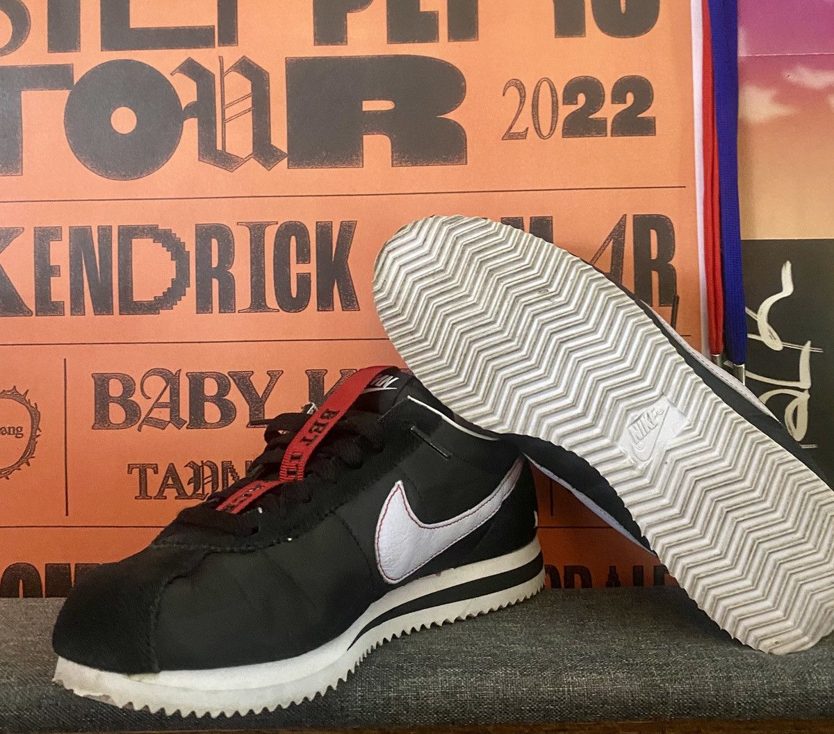 Nike Kendrick Lamar Cortez Kenny 3 Championship ‘Bet ItBack’ Size US 6.5 / EU 39-40 - 7 Thumbnail
