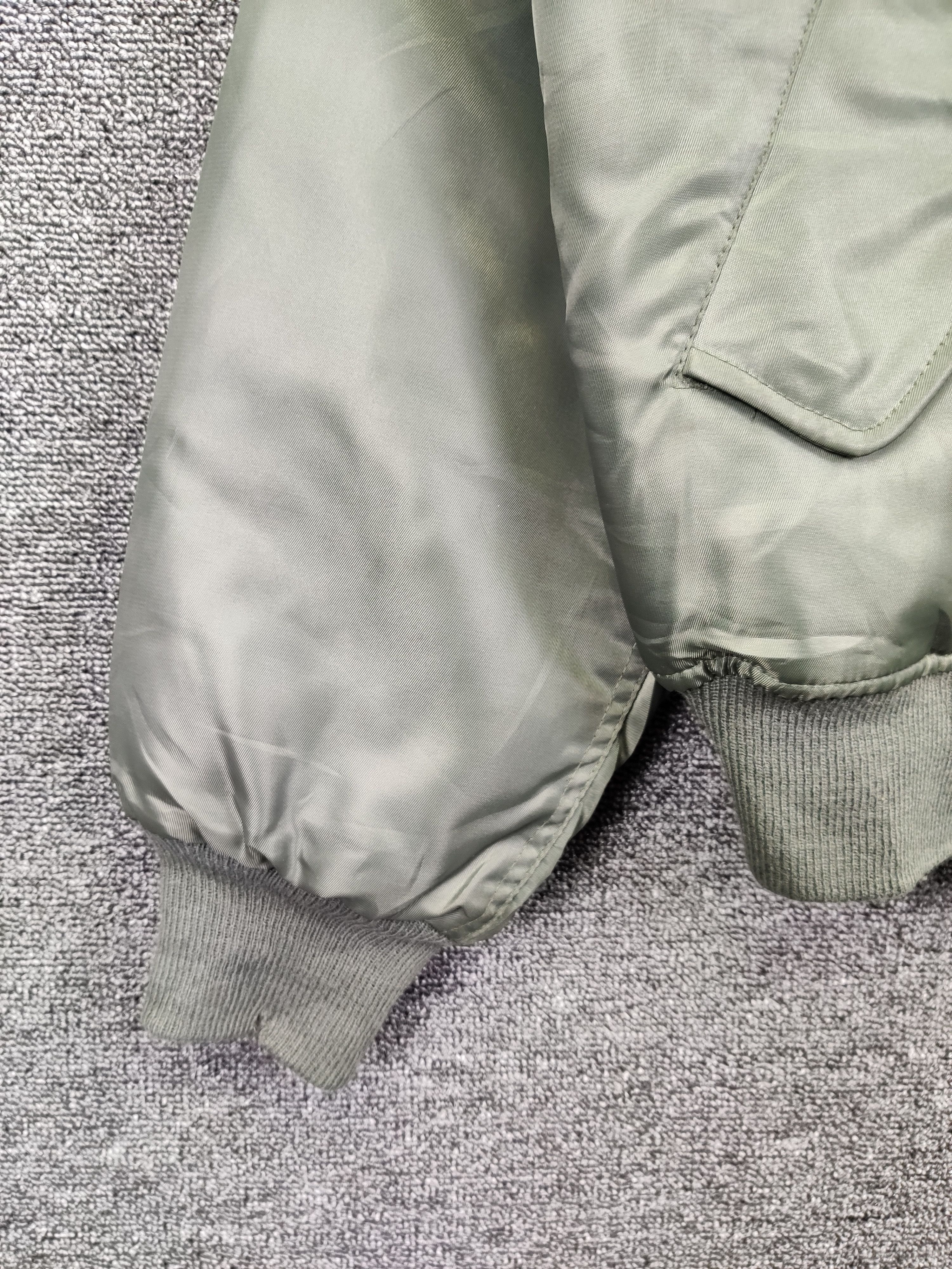 Japanese Brand Vintage Rothco Military MA-1 Flight Bomber Jacket Size US L / EU 52-54 / 3 - 4 Thumbnail