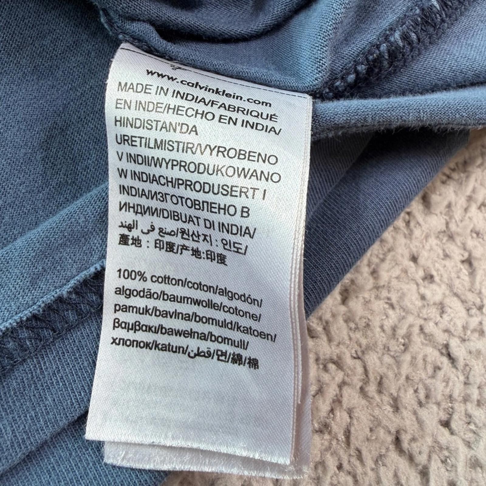 Other Calvin Klein Jeans Mens L Blue Pocket T-Shirt CK Logo Tee L Size US L / EU 52-54 / 3 - 5 Thumbnail