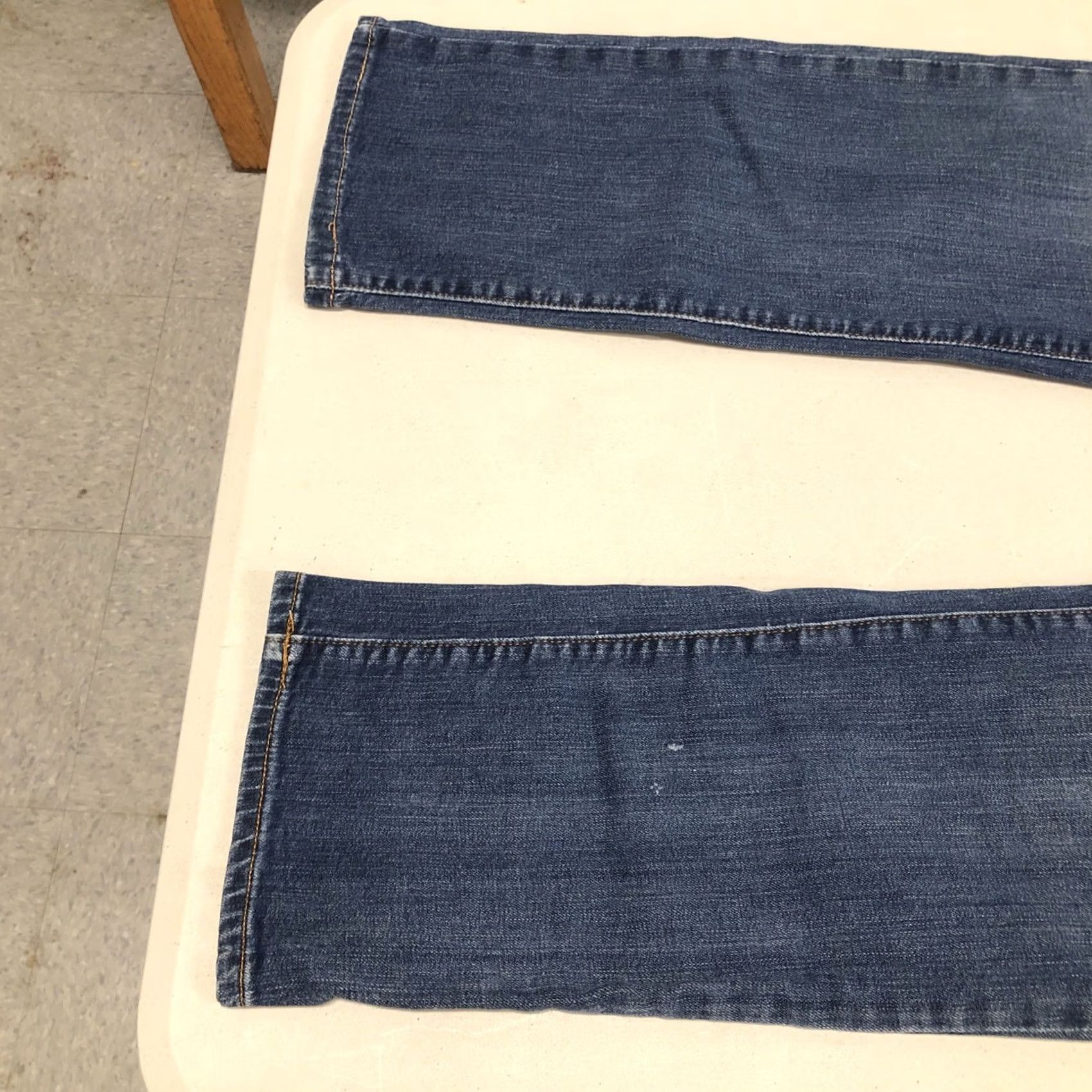 Tommy Hilfiger Tommy Hilfiger Jeans Men’s 34x31 Slim Straight Blue Denim 5-Pocket Logo USA College School Cowboy Size US 34 / EU 50 - 4 Thumbnail