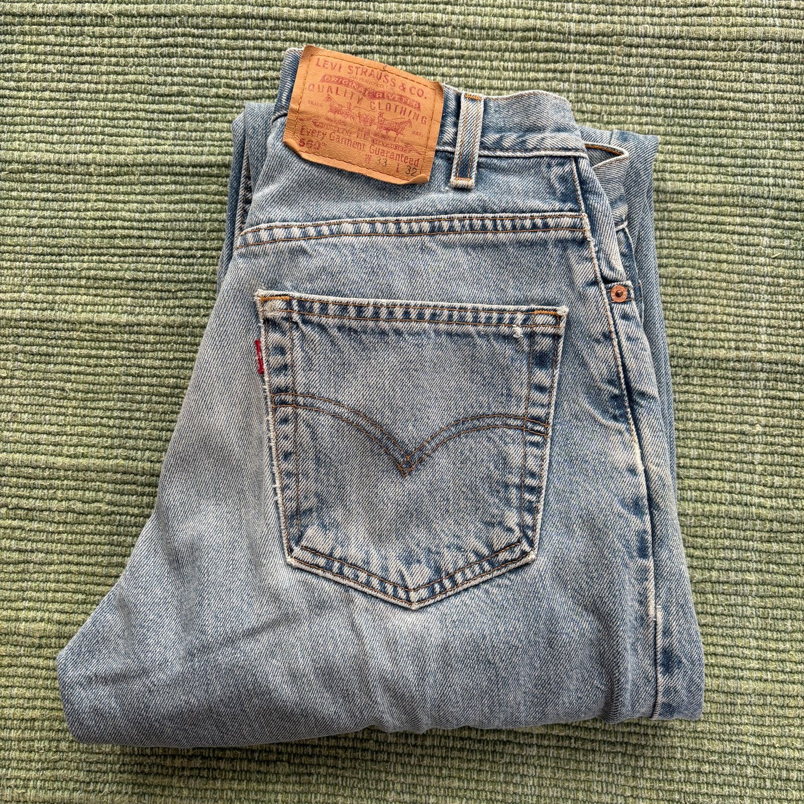 Levi's Vintage 90s Levis 560 Distressed Light Wash Tapered Jeans Size US 33 - 9 Thumbnail