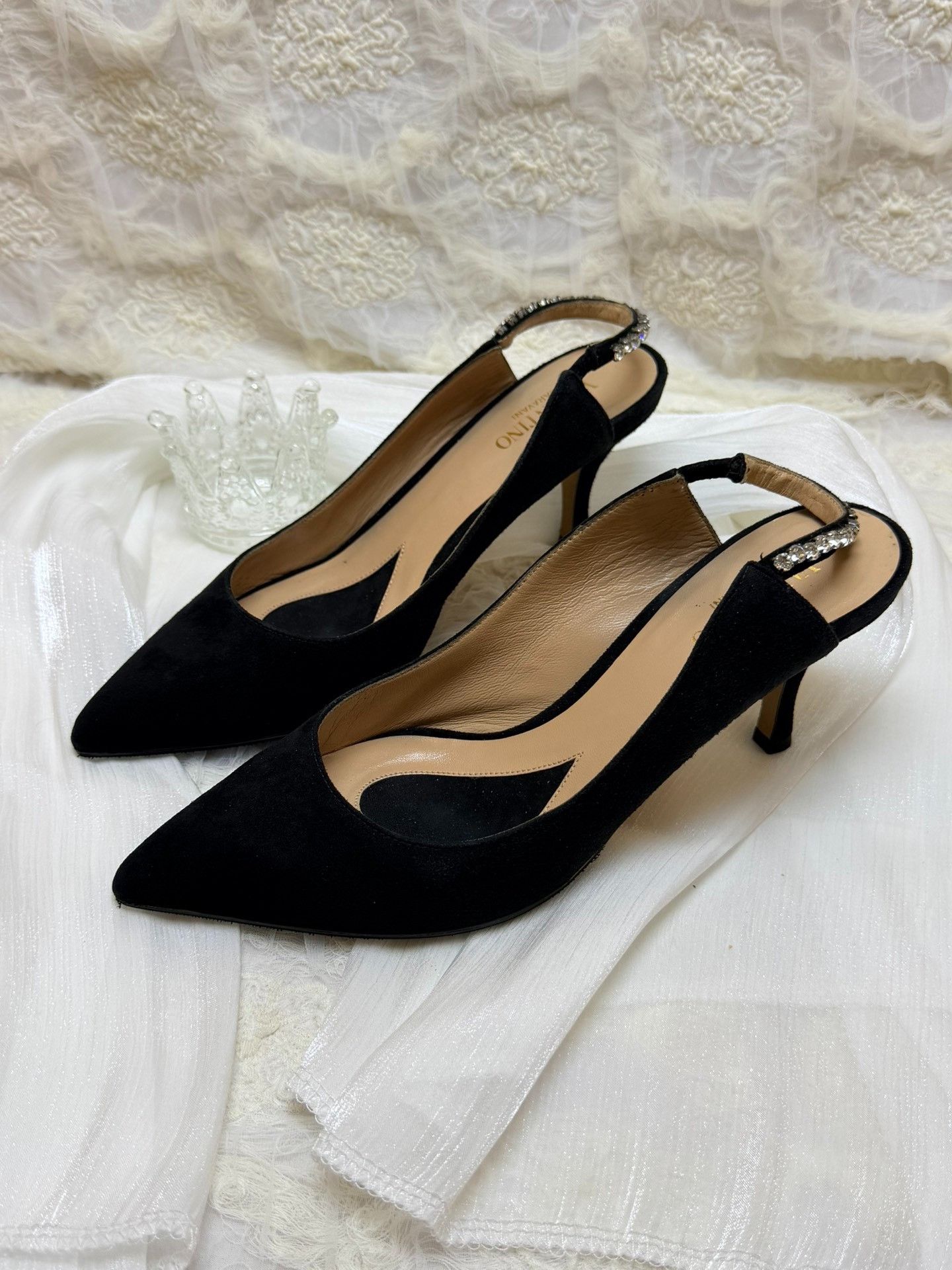 Valentino Valentino Black Lowtop Sneakers us_7 Women Size US 7 / IT 37 - 1 Thumbnail