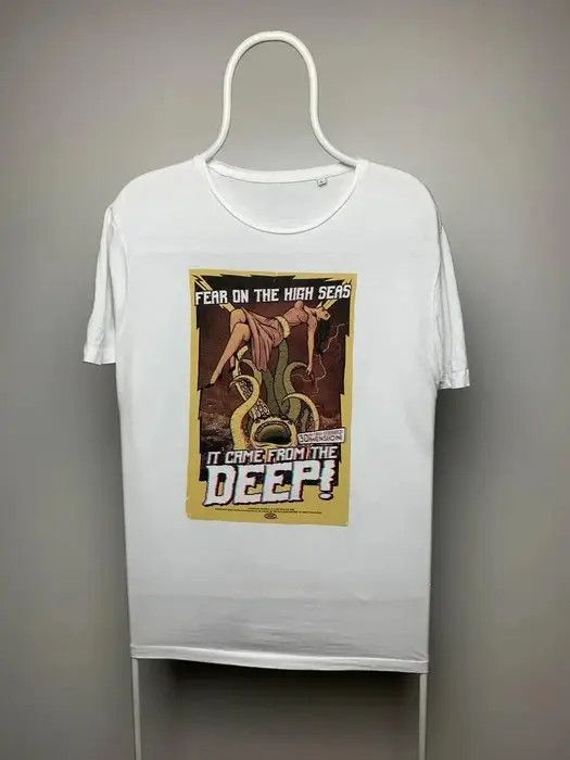 Band Tees The game T-shirt it came from the deep size L vintage Size US L / EU 52-54 / 3 - 1 Thumbnail