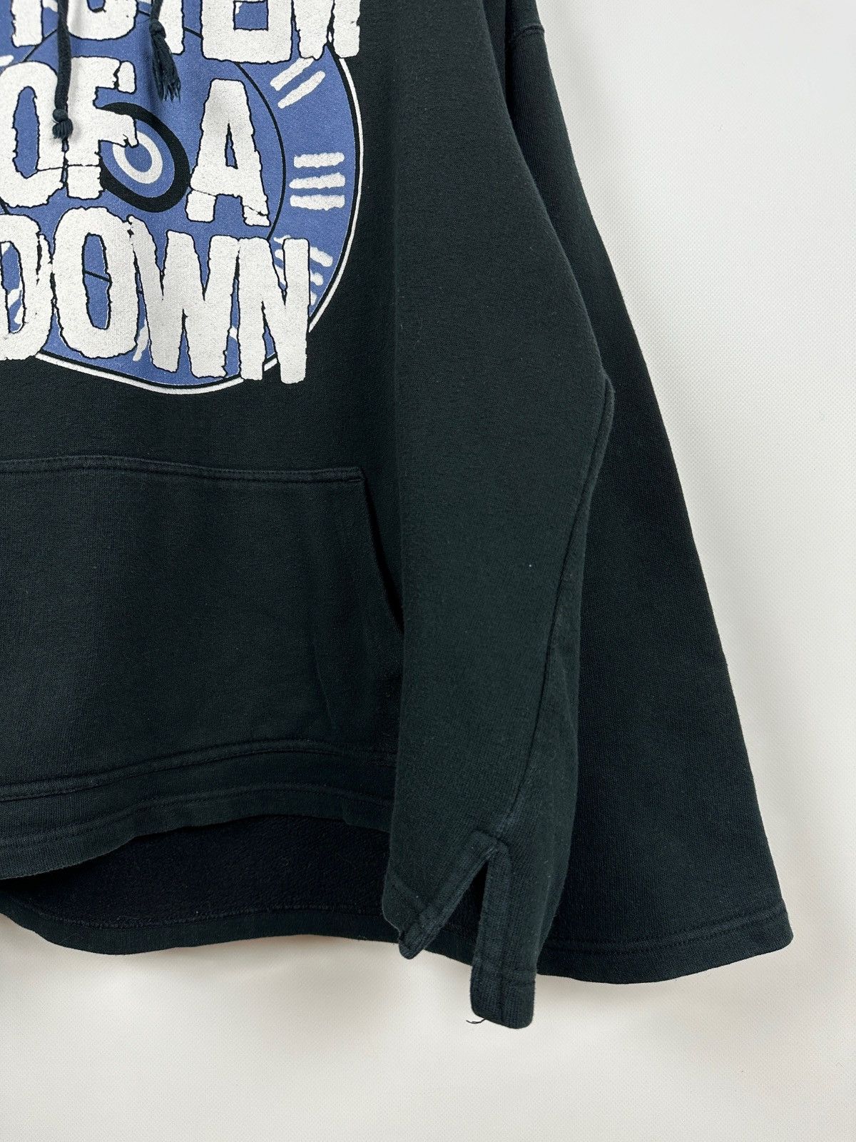 Band Tees 2005 Vintage System Of A Down Mezmerize Tour Hoodie Size US L / EU 52-54 / 3 - 12 Thumbnail