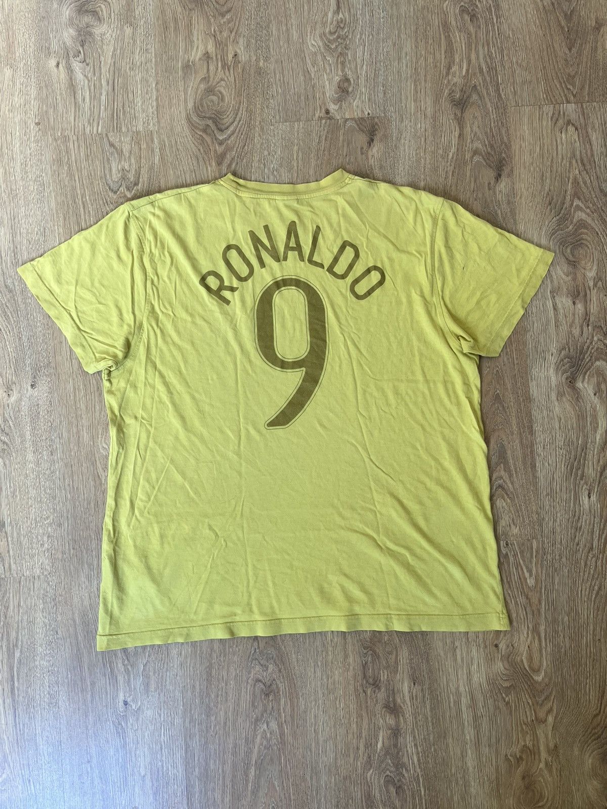 Nike Vintage Nike Brasil Brazil #9 Ronaldo y2k football soccer Size US XL / EU 56 / 4 - 5 Thumbnail