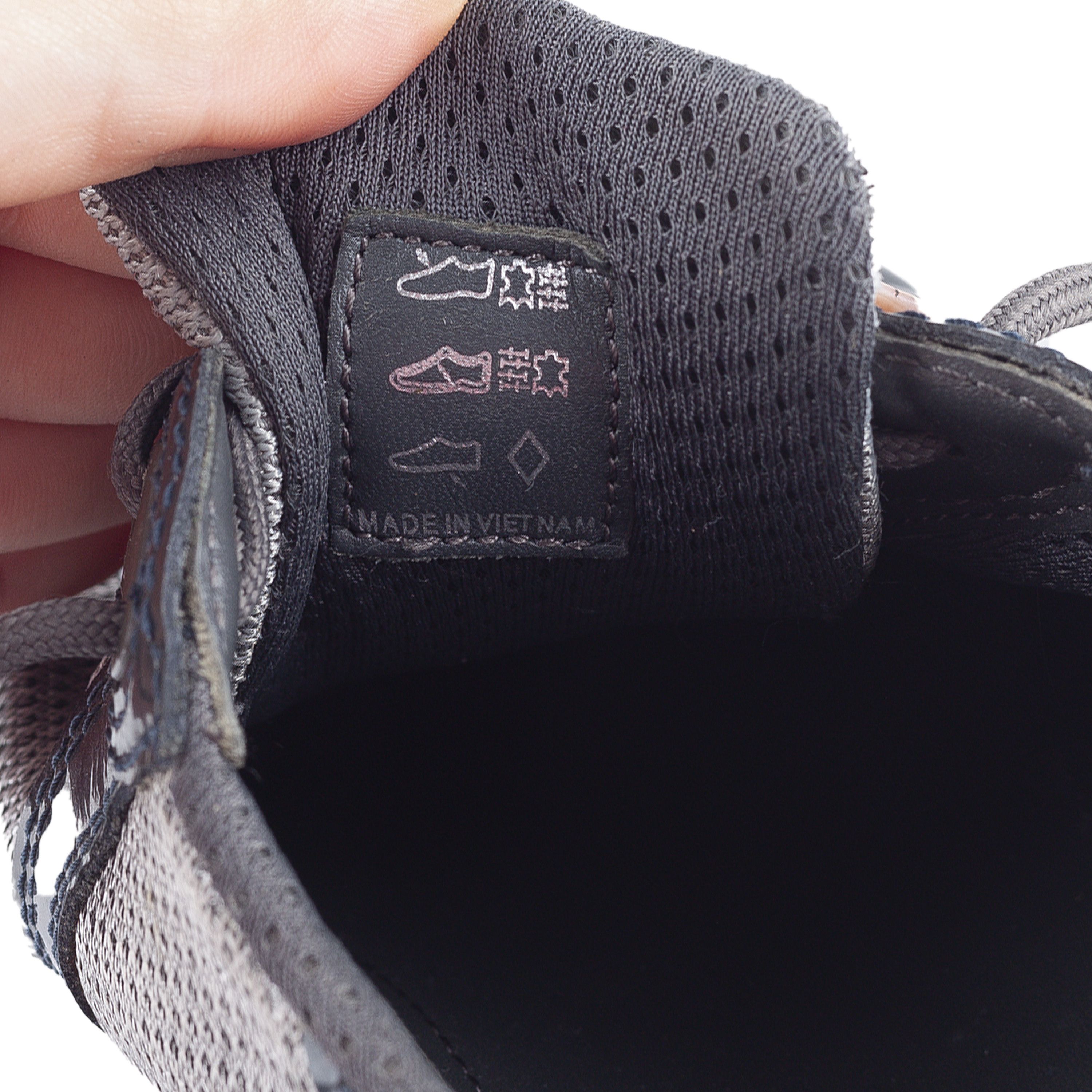 Prada Prada America’s Cup Dark Blue Vintage Sneakers (38 EU) Size US 5 / EU 37 - 7 Thumbnail
