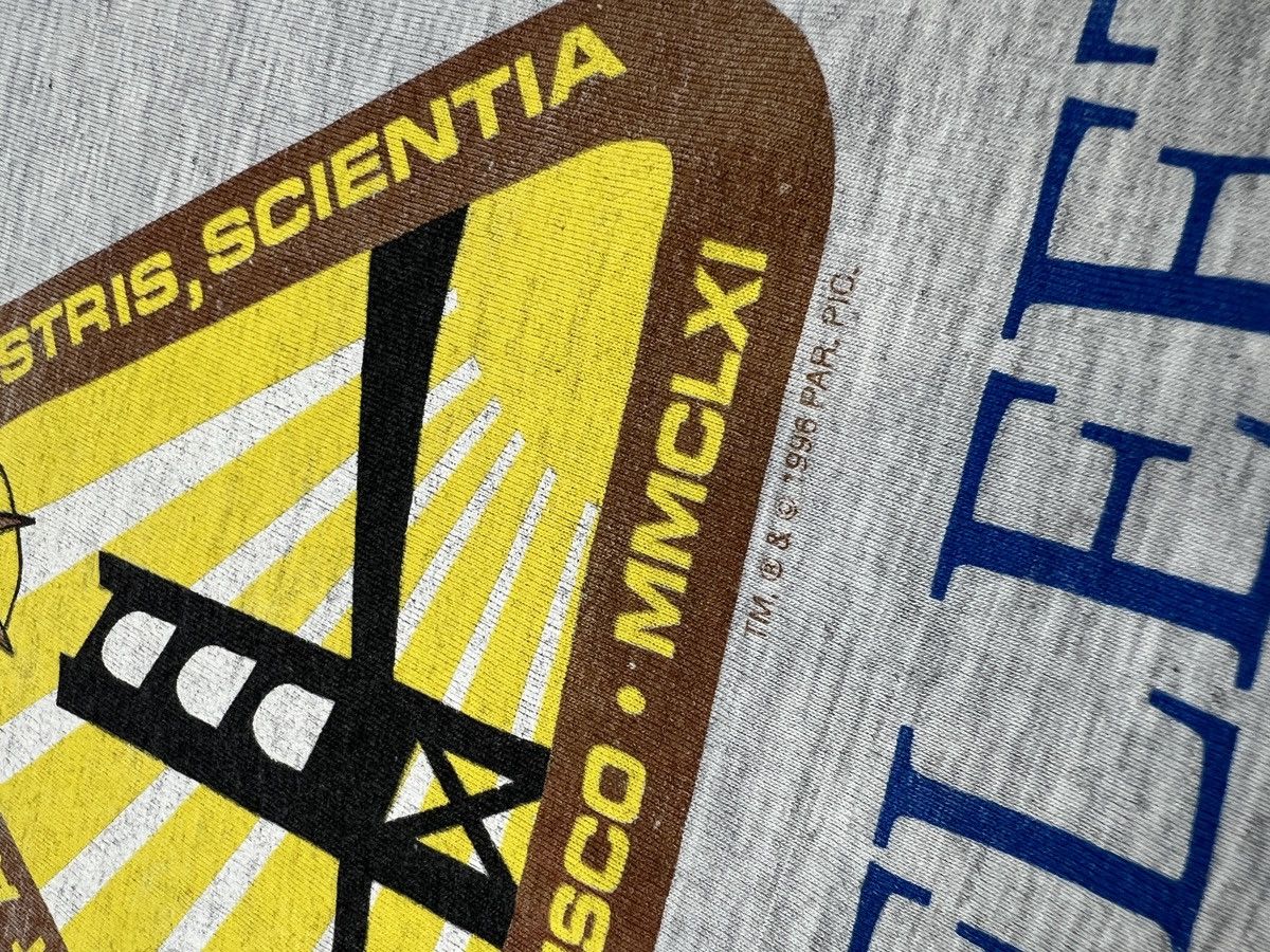 Vintage Vintage 1996 Star Trek Starfleet Academy SF Promo T-Shirt Size US XL / EU 56 / 4 - 9 Thumbnail