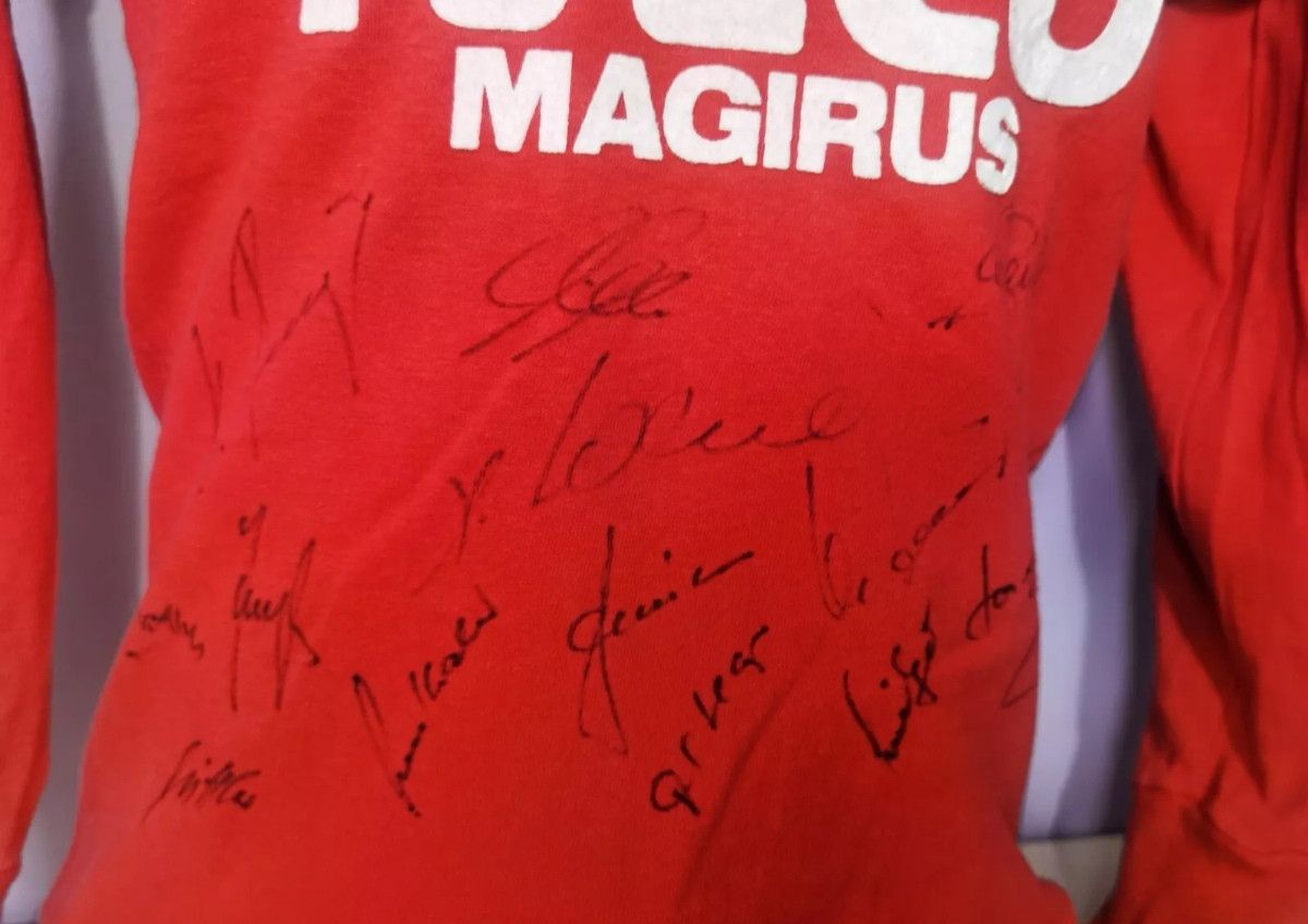 Erima Bayern Munich signed vintage shirt Size US S / EU 44-46 / 1 - 6 Thumbnail