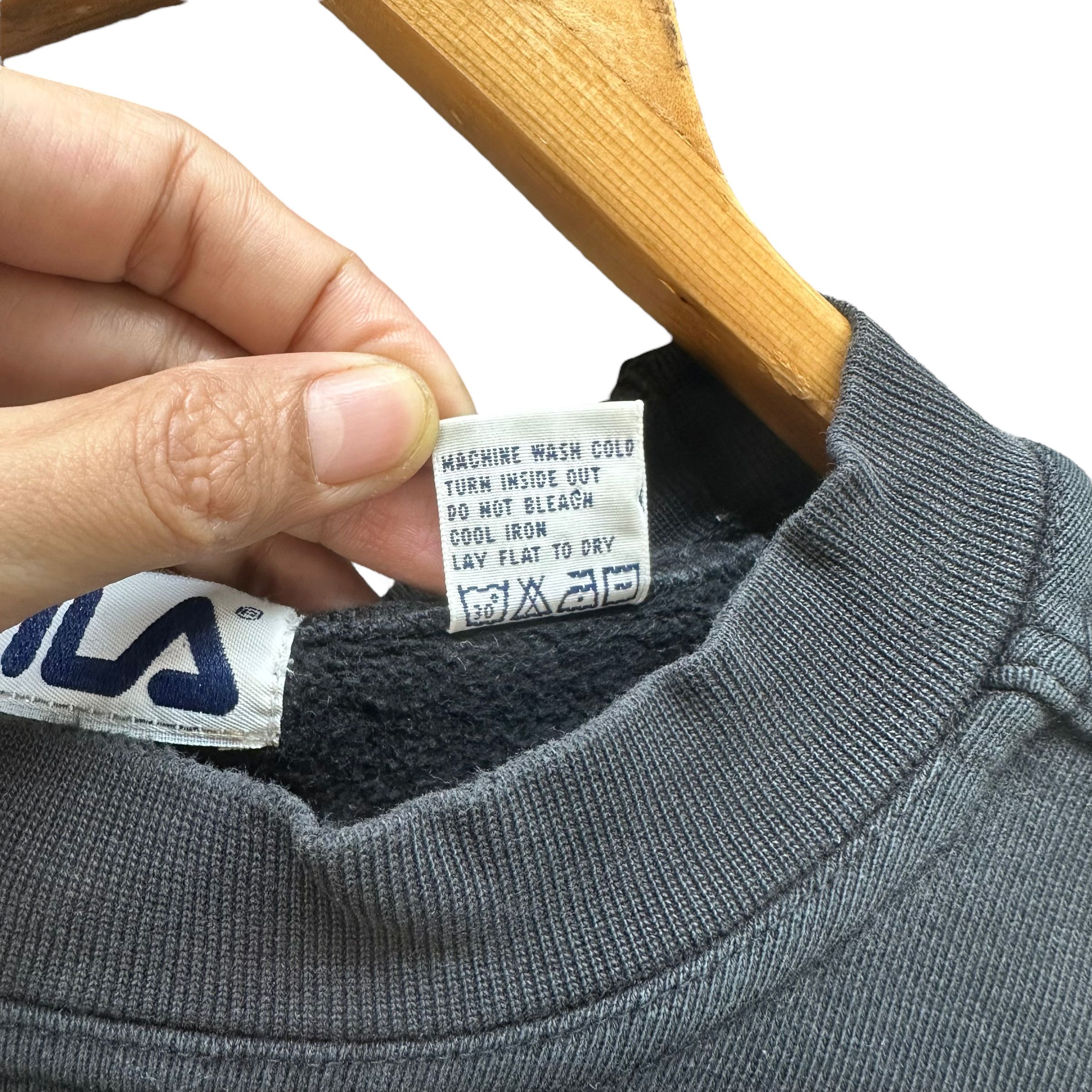 Fila TRASHED🔥 90's FILA EMBROIDERY BIG LOGO SWEATSHIRT #8564-014 Size US L / EU 52-54 / 3 - 9 Thumbnail