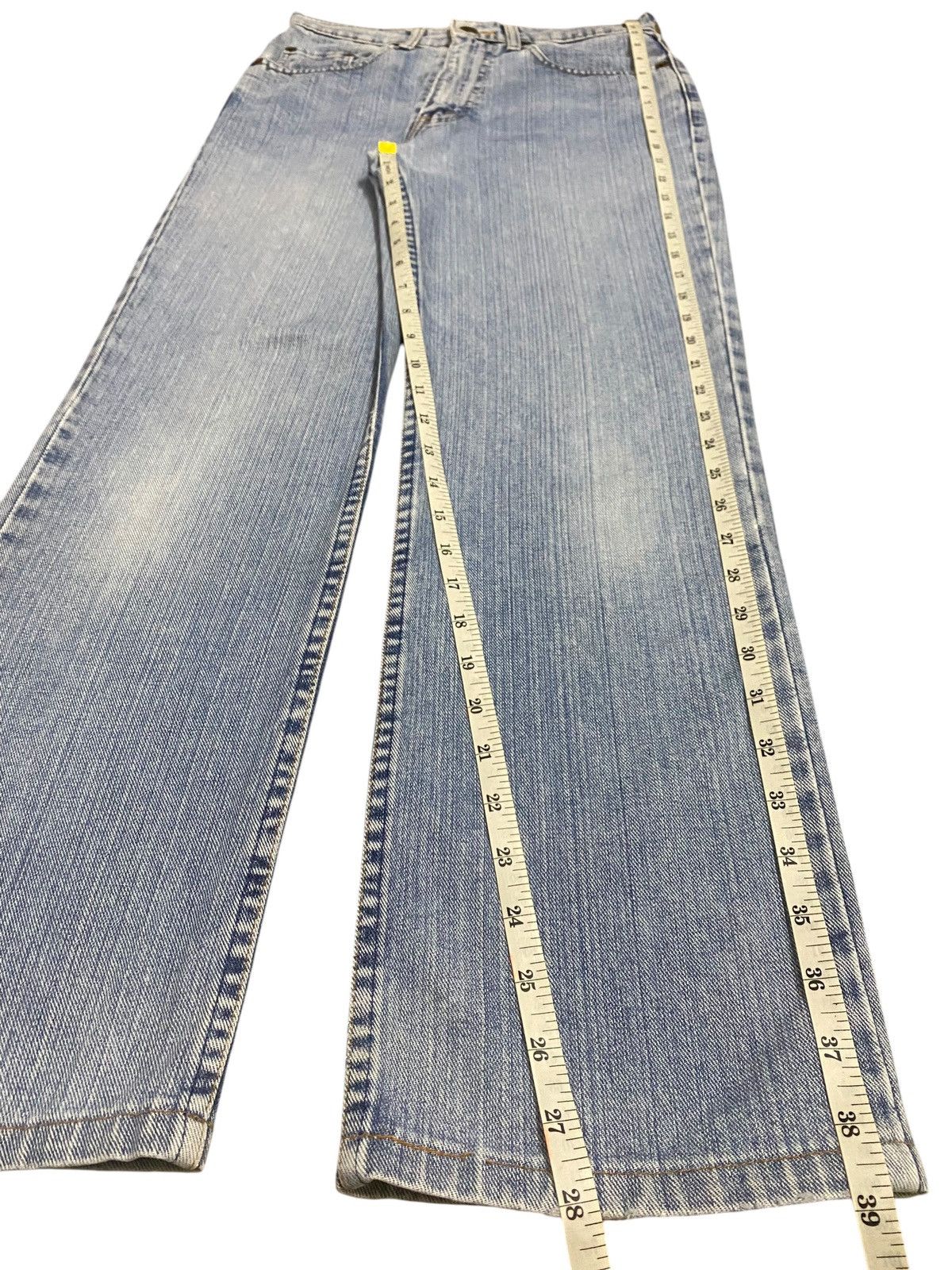 Levi's Vintage Clothing Vintage Levis511 80’s Faded Wash Loose Jeans Size US 28 / EU 44 - 14 Thumbnail