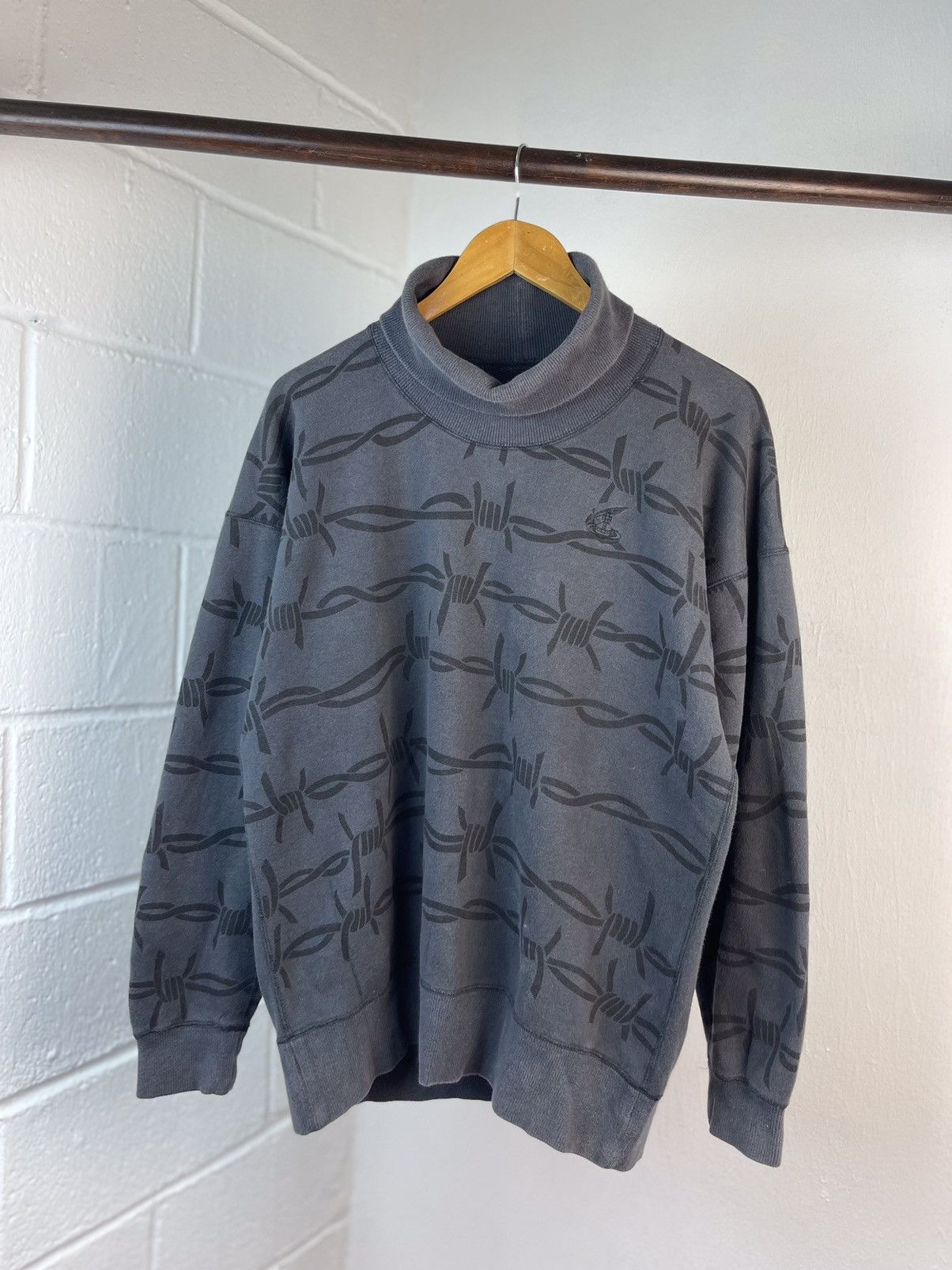 Vivienne Westwood A/W 13/14 VIVIENNE WESTWOOD BARBEDWIRE TURTLENECK Size US L / EU 52-54 / 3 - 5 Thumbnail