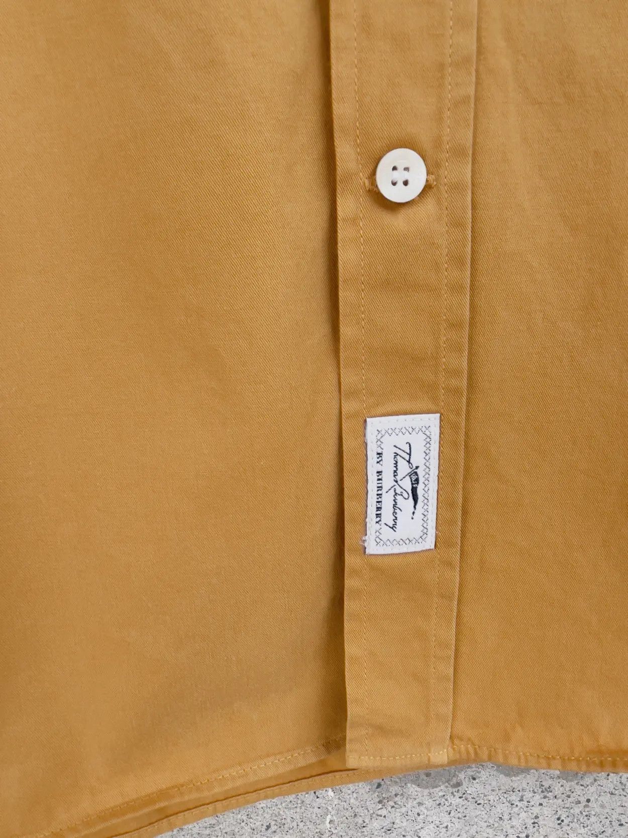Burberry Mustard Burberry tb shirt size xl coton Size US XL / EU 56 / 4 - 8 Thumbnail