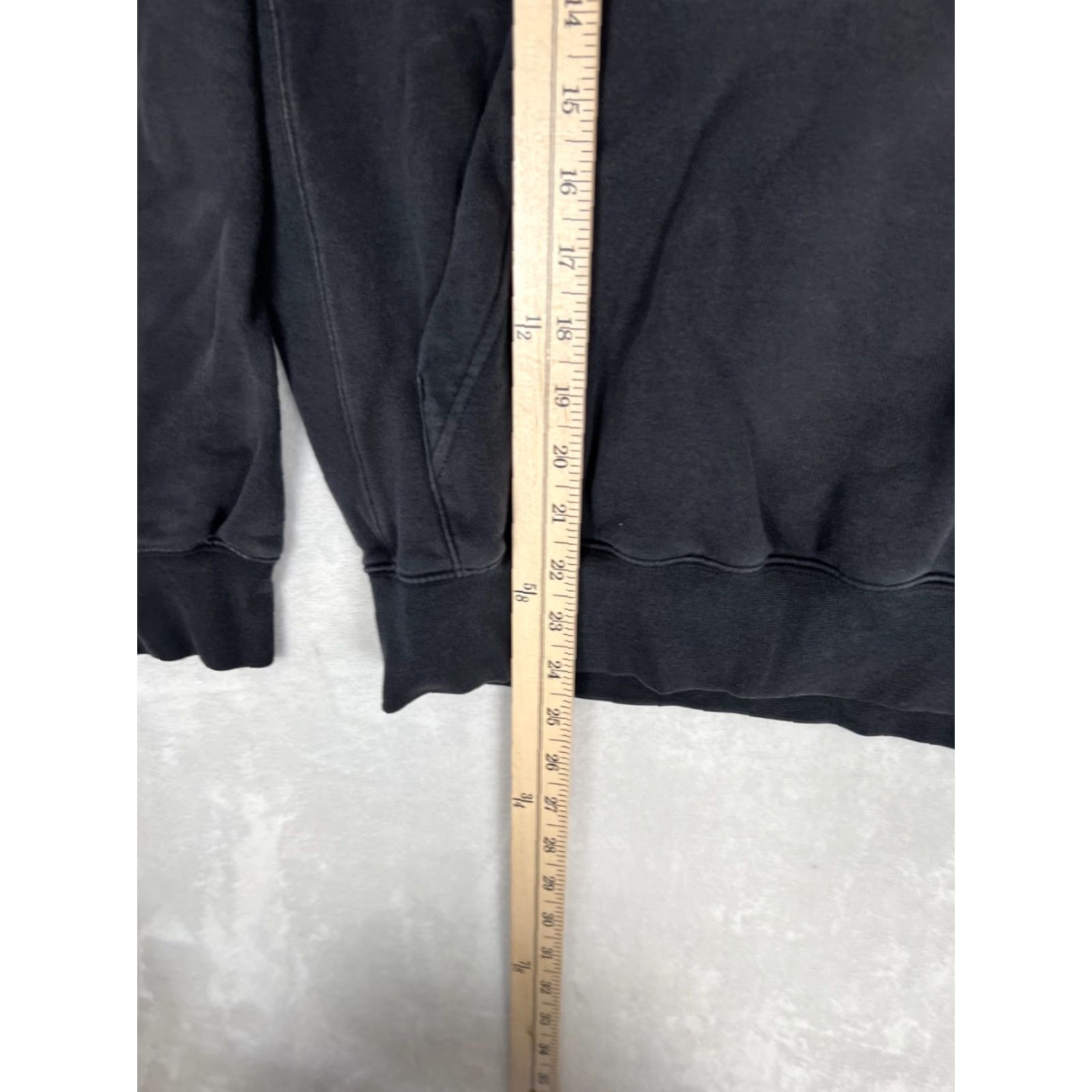 Nike VINTAGE Nike Hoodie Sweatshirt Black Pullover Size S L Embroidered Swoosh Fade 90s Mens Sportswear Hoodie Size US L / EU 52-54 / 3 - 3 Thumbnail