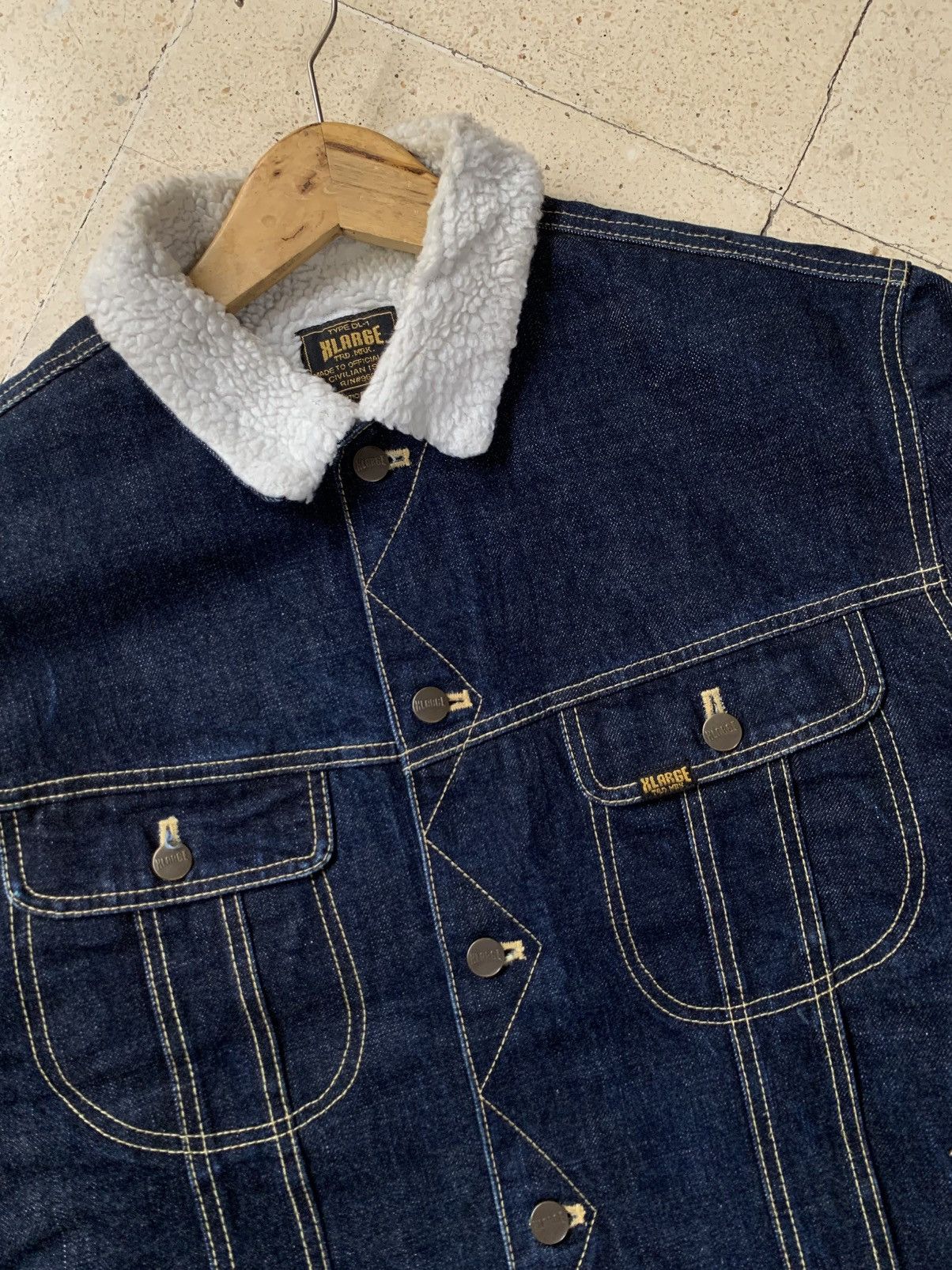Xlarge Vintage XLarge beautiful silhouette selvedge denim jacket Size US L / EU 52-54 / 3 - 4 Thumbnail