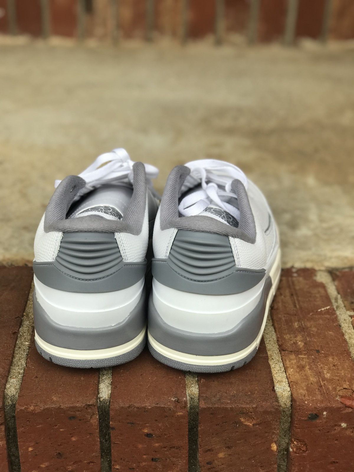 Jordan Brand Air Jordan 2/3 White Cement Size 11.5 NWOB Size US 11.5 / EU 44-45 - 4 Thumbnail