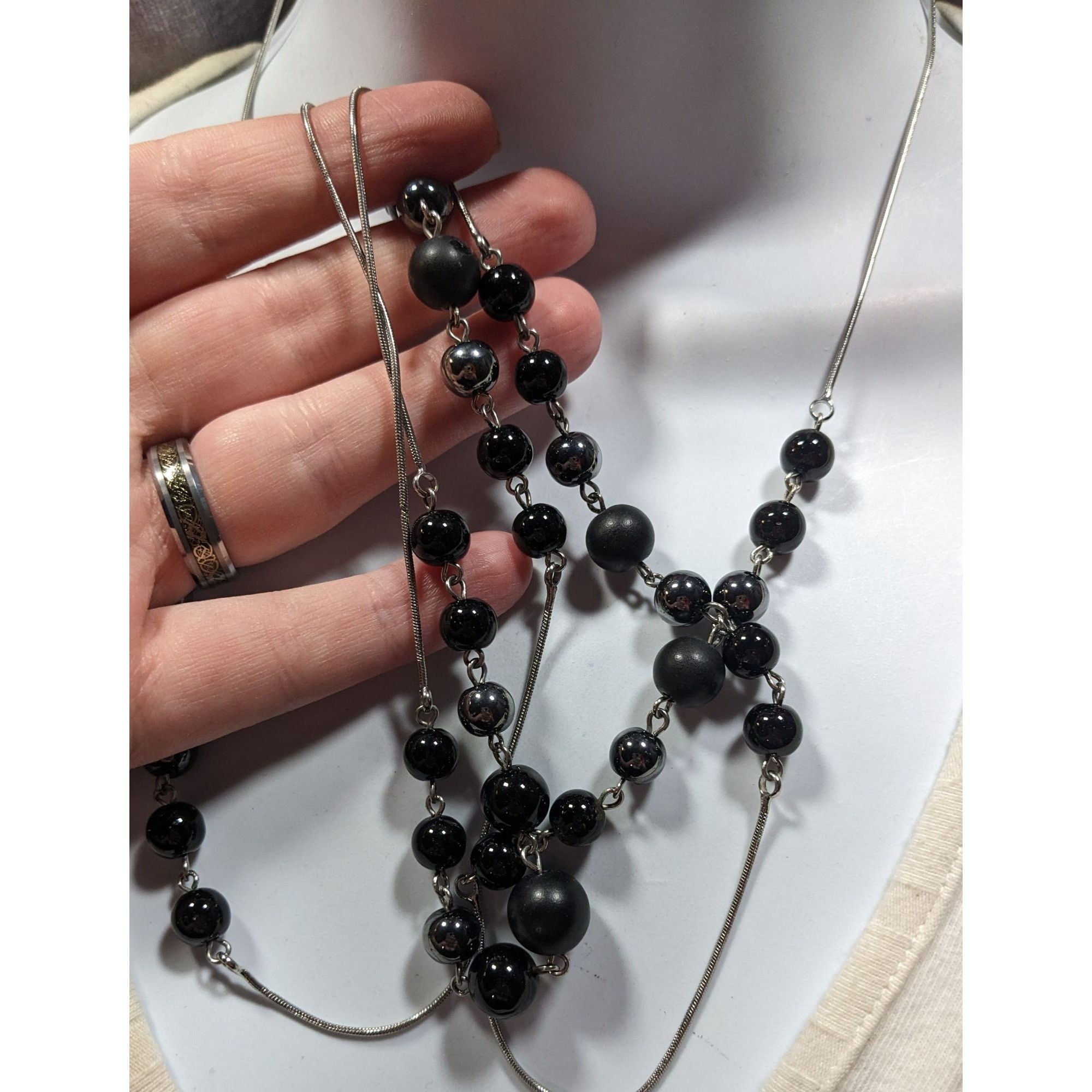 Other Elegant Opera Station Necklace Black Beads On Silver Tone Sn Size ONE SIZE - 2 Thumbnail