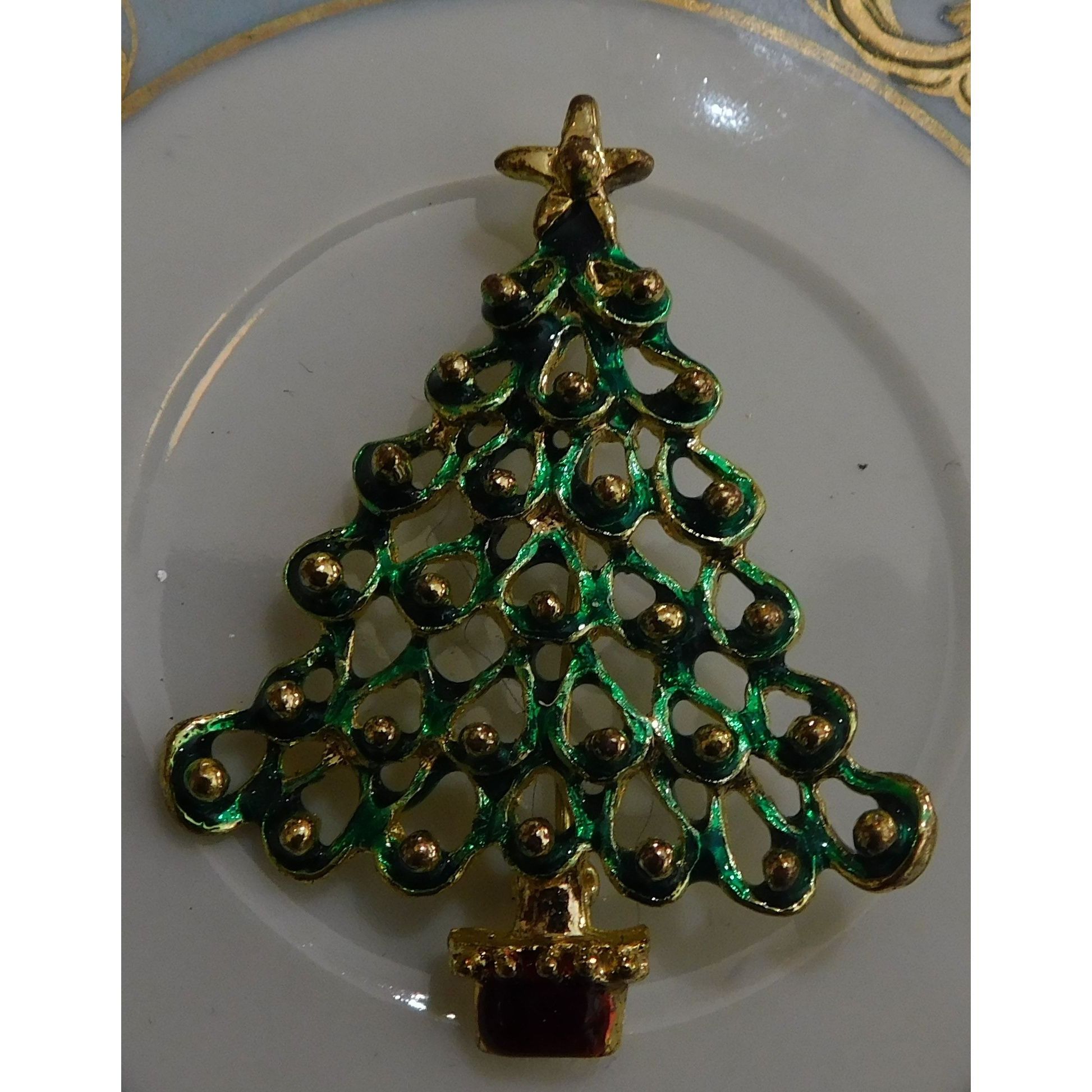Other Vintage Green And Gold Tone Christmas Tree Brooch Size ONE SIZE - 5 Thumbnail
