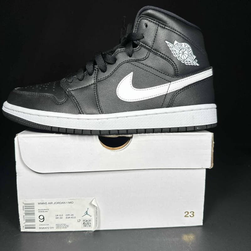 image of Wmns Air Jordan 1 Mid 'black White' Womens Sneakers - Size 9