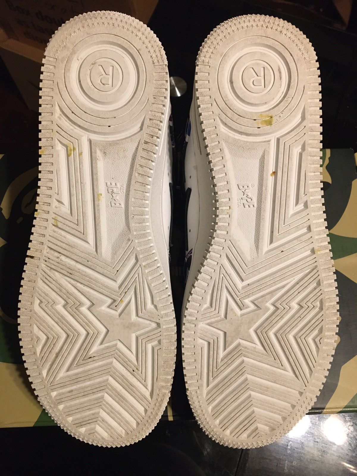 Bape Hong Kong 17th Anniversary Bapesta Size US 9.5 / EU 42-43 - 5 Thumbnail