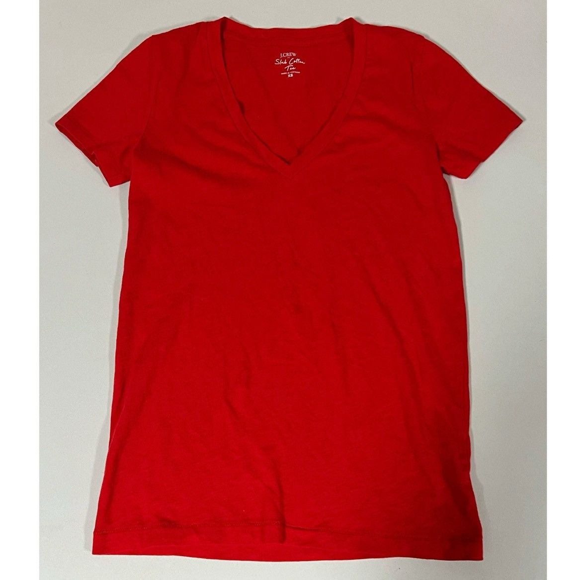 J.Crew J. Crew Red Solid V-Neck Shirt Top Blouse Tee Size XS ❤️✨ Size US S / EU 44-46 / 1 - 2 Thumbnail
