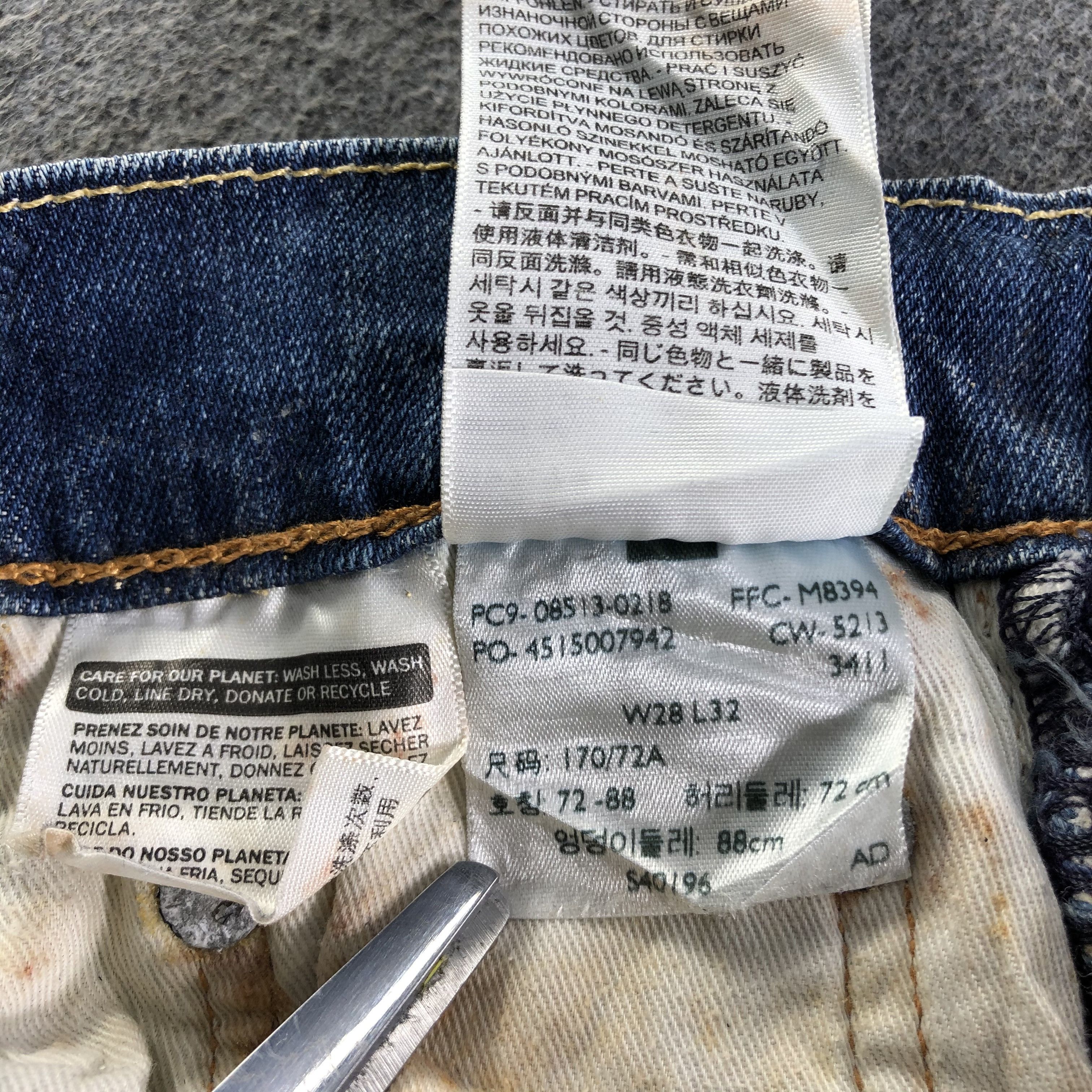 Levi's Vintage Blue Wash Levis 513 Jeans-J3725 Size US 28 / EU 44 - 13 Thumbnail