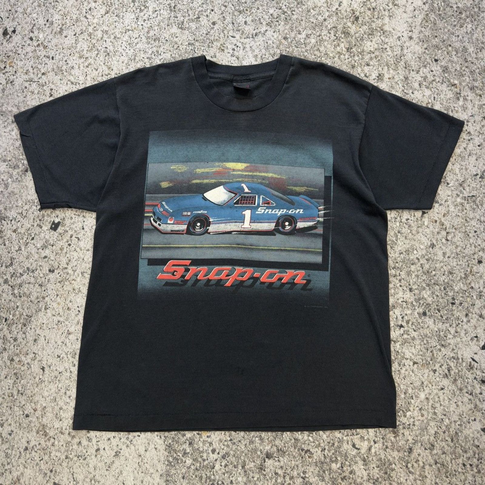 Vintage 90s Faded Distressed Thrashed Racing Tee ERD Grunge Size US XL / EU 56 / 4 - 6 Thumbnail
