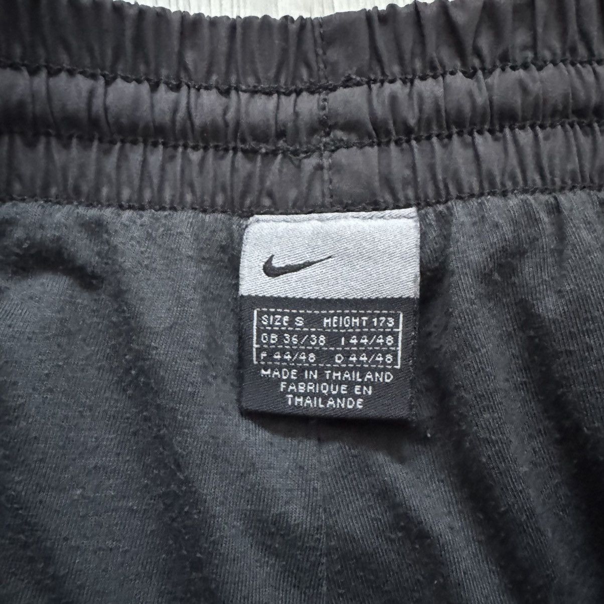 Nike Vintage nike track pants y2k gorpcore sweatpants parachute Size US 30 / EU 46 - 5 Thumbnail
