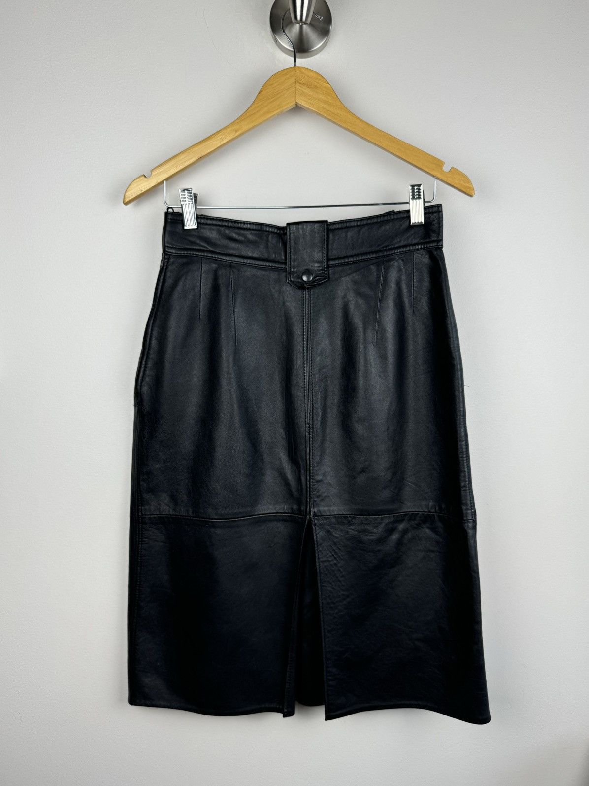 Leather × Yves Saint Laurent Vintage leather skirt Yves Saint Laurent original luxury Size 34" / US 12 / IT 48 - 2 Thumbnail