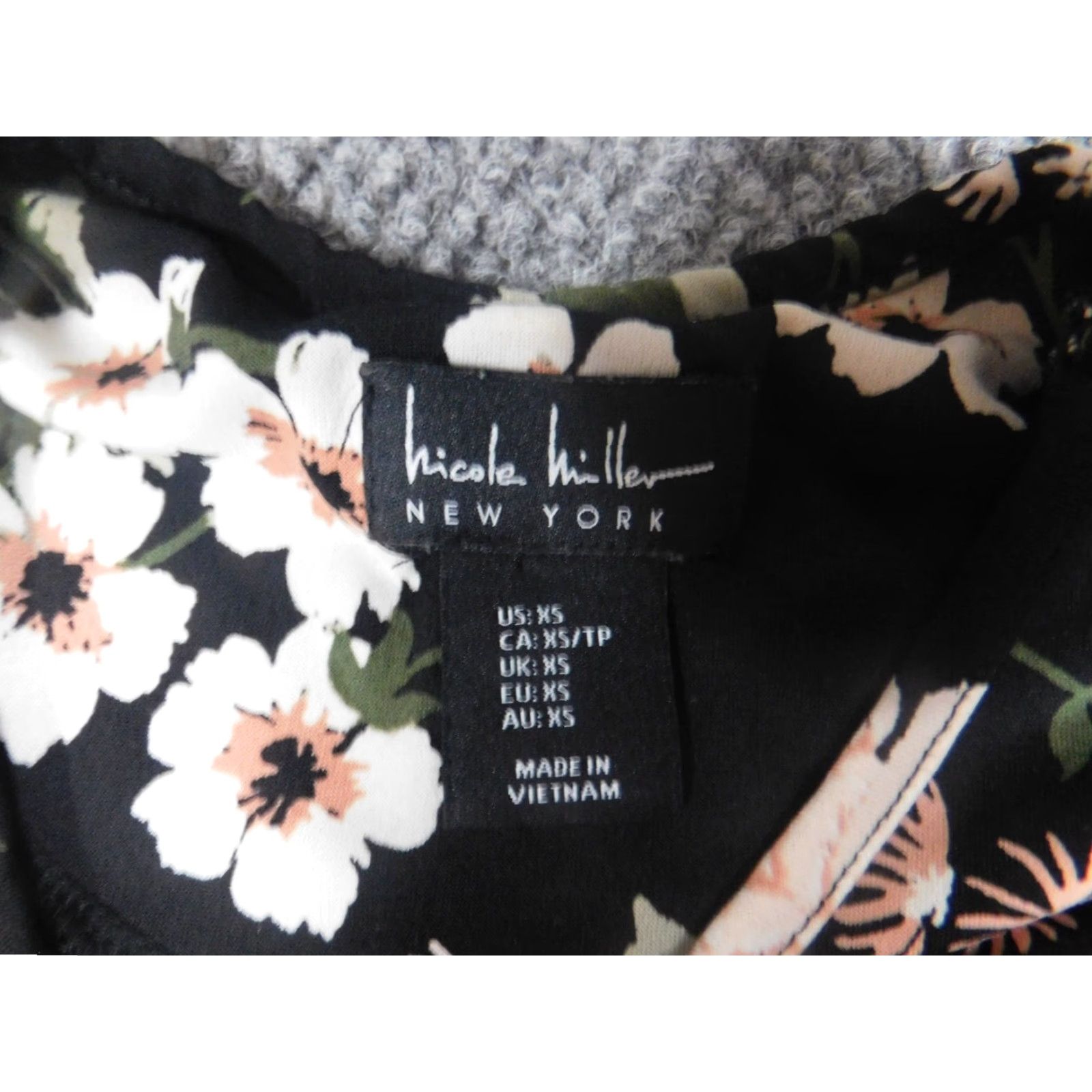Nicole Miller Nicole Miller dress xs black Floral womens A-line stretch Knee Length Lined Polyest­er Spandex Knit Casual Summer Size XS / US 0-2 / IT 36-38 - 5 Thumbnail