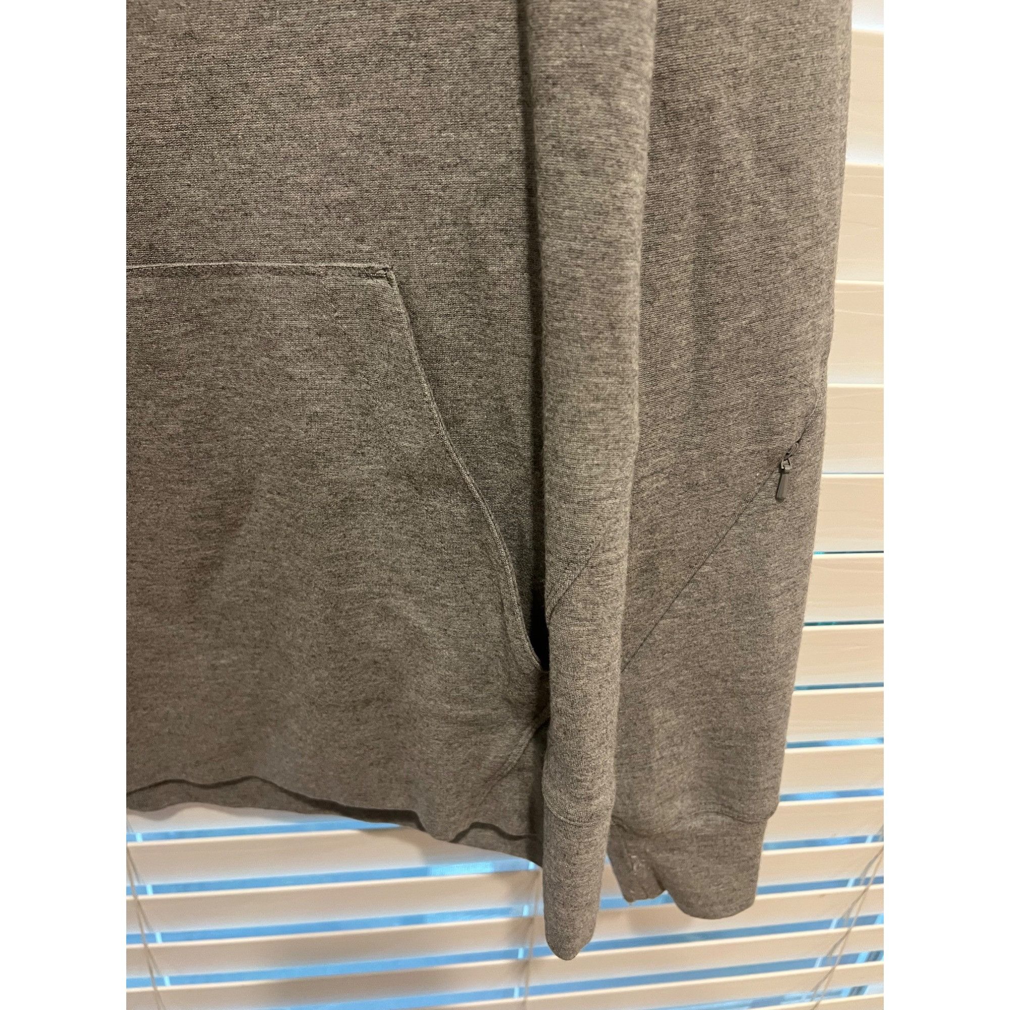 Kit and Ace Kit and Ace Long Sleeve Sweater - Size L Size US L / EU 52-54 / 3 - 2 Thumbnail