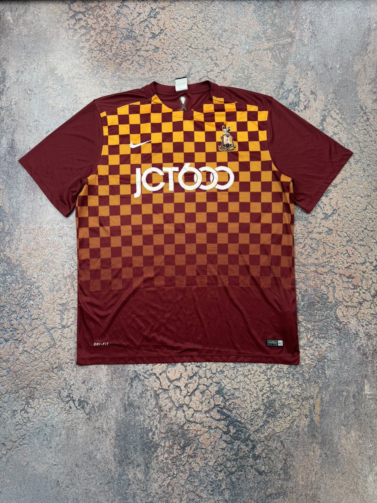 Nike Nike Bradford City 2015/2016 Home Soccer Jersey Men Size XL Size US XL / EU 56 / 4 - 1 Thumbnail