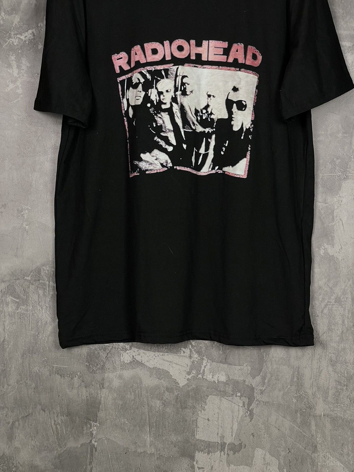 Band Tees × Vintage Radiohead Very Rare Rock Band Hype Logo Tshirt Size US L / EU 52-54 / 3 - 5 Thumbnail