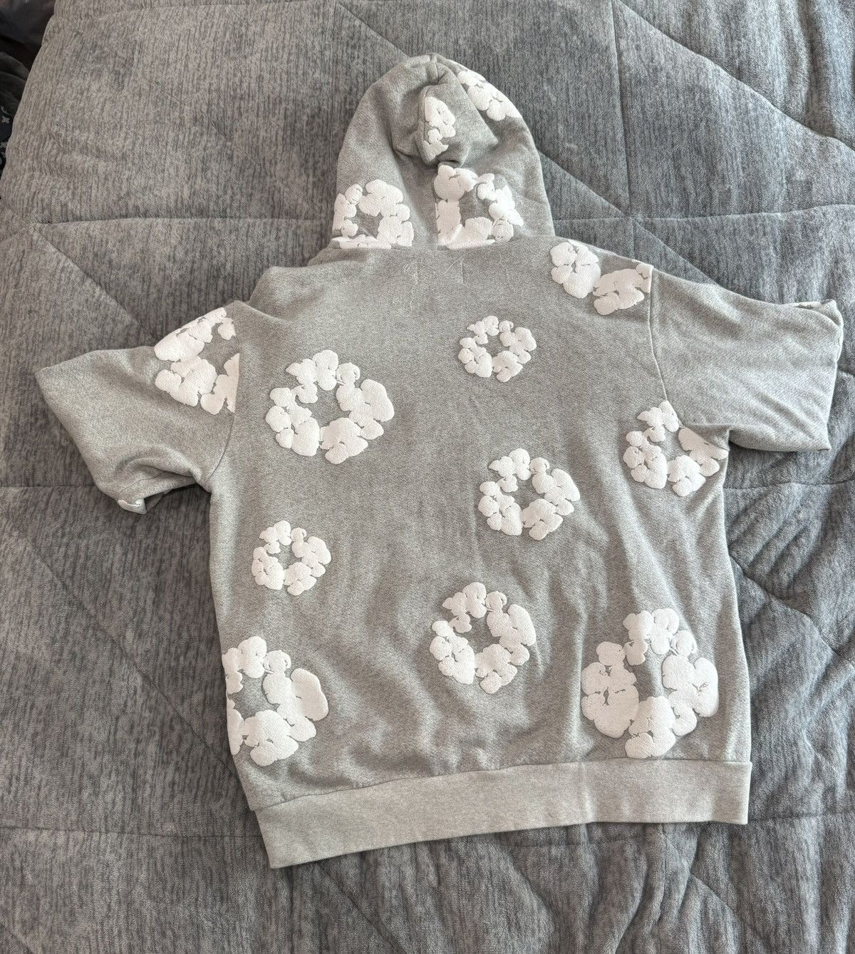DENIM TEARS Denim Tears Cotton Wreath Hoodie Size US XL / EU 56 / 4 - 2 Thumbnail