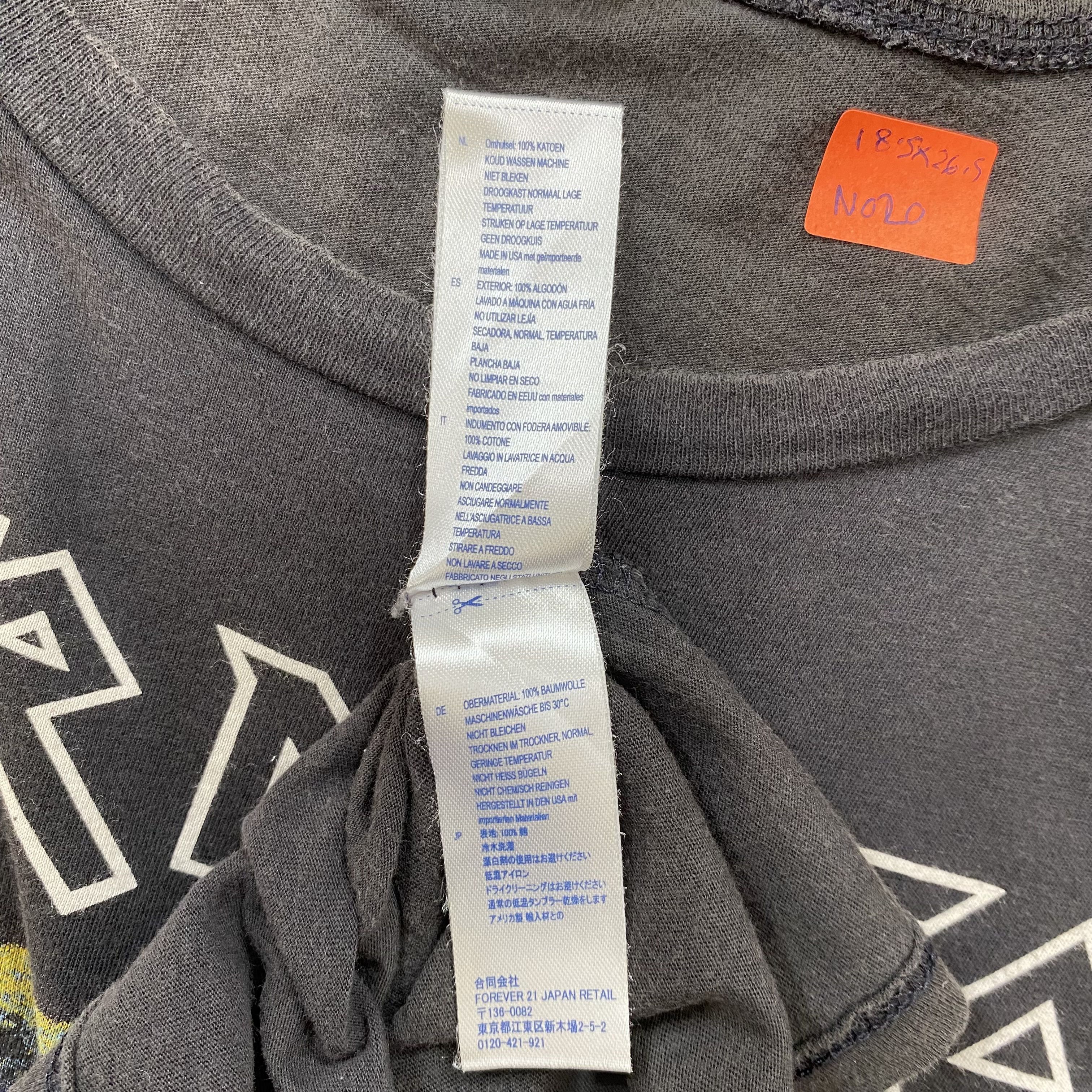 Band Tees band tees x Forever 21 tshirt-N020 Size US L / EU 52-54 / 3 - 7 Thumbnail