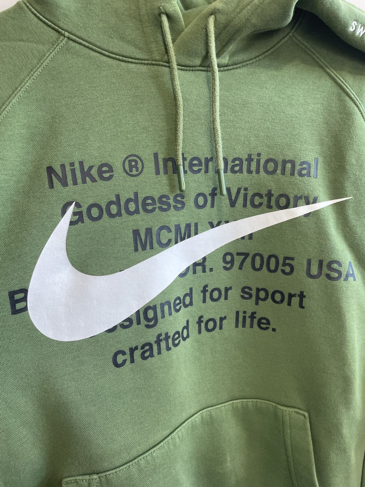 Nike Nike EU Green Goddess of Victory Hoodie VERY RARE Size US M / EU 48-50 / 2 - 2 Thumbnail