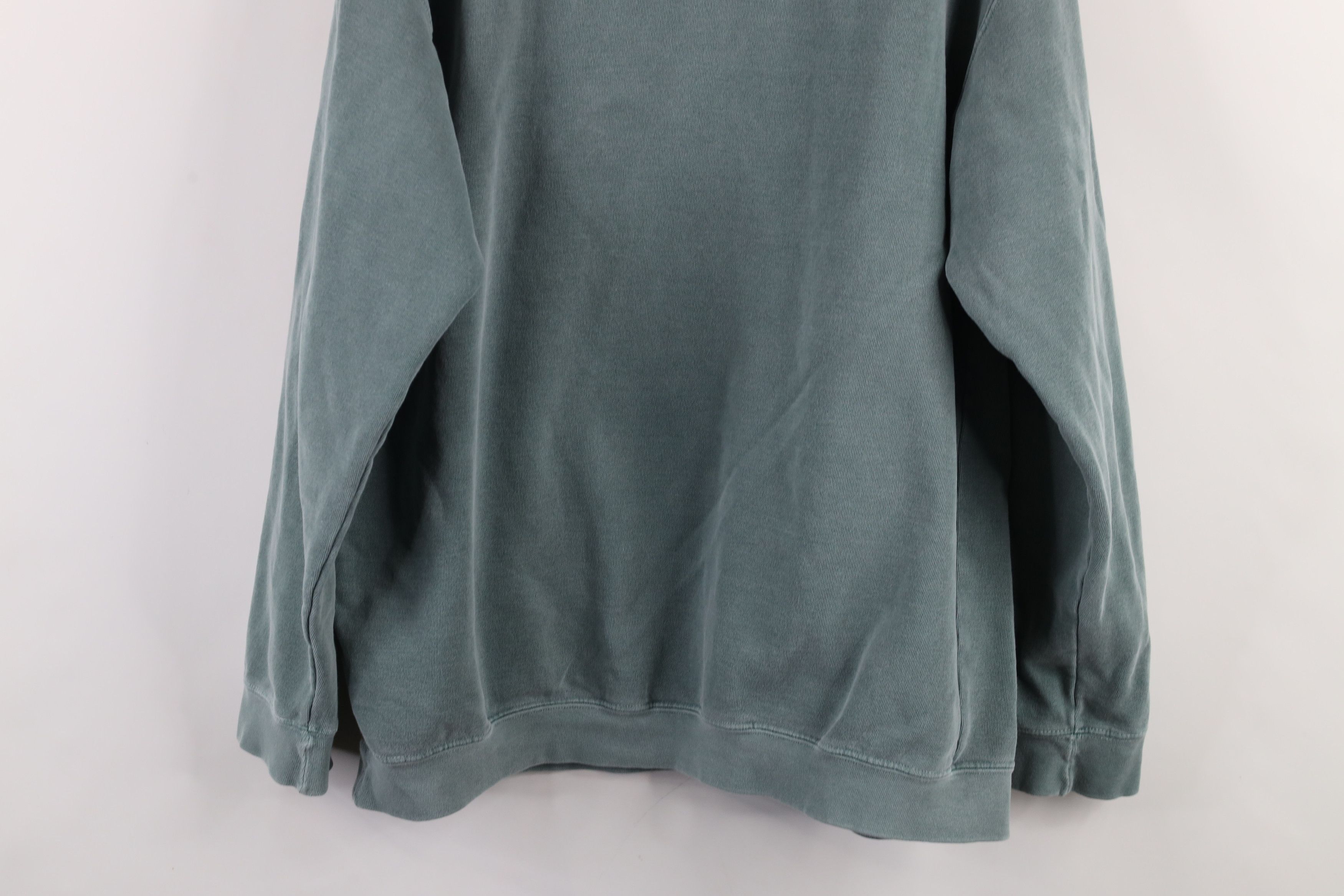 Vintage Vintage 90s Streetwear Stonewash Padre Island Sweatshirt Size US L / EU 52-54 / 3 - 9 Thumbnail