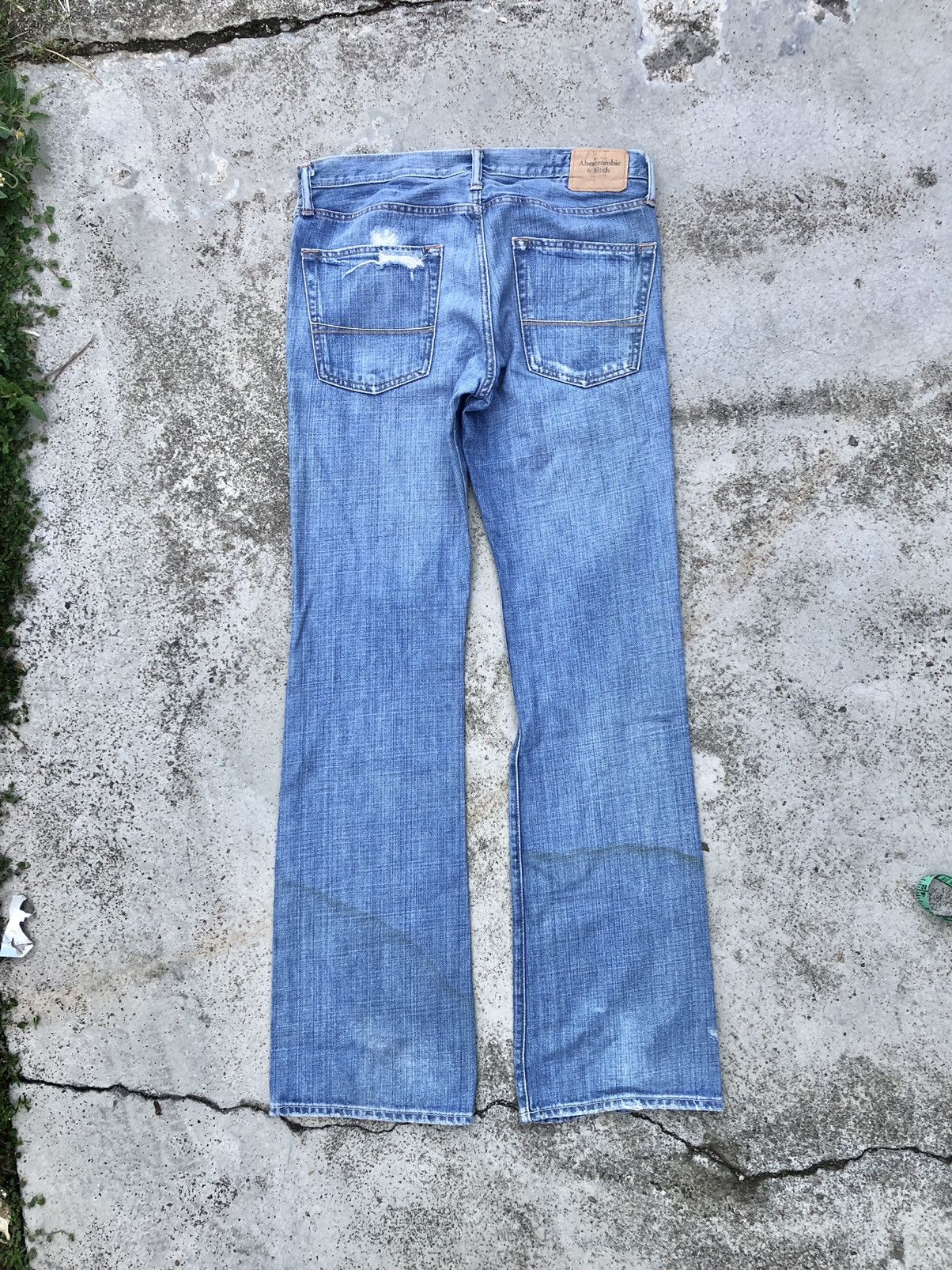 Abercrombie & Fitch FLARED A&F WASHED BLUE DENIM Size US 34 / EU 50 - 9 Thumbnail