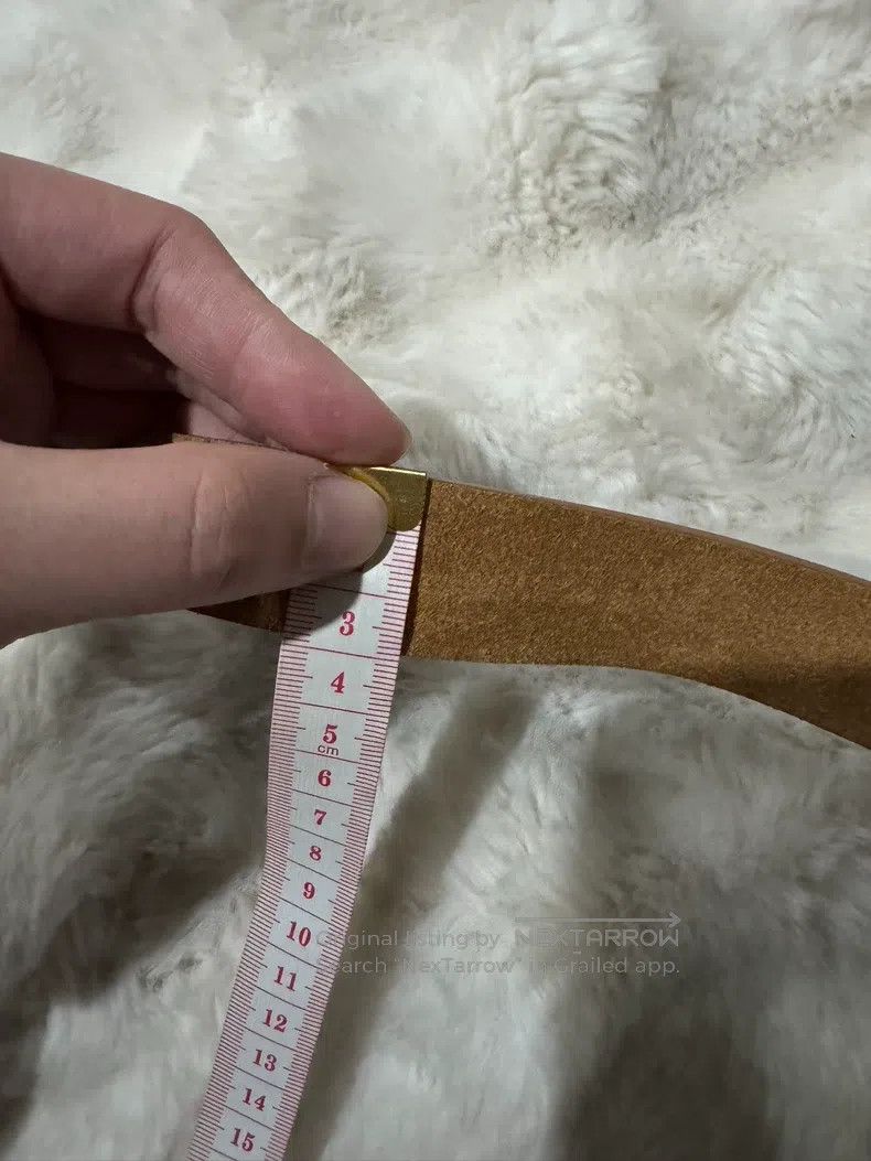 Saint Laurent Paris Saint Laurent Paris size 85 Gold Carved Logo Belt Size ONE SIZE - 6 Thumbnail