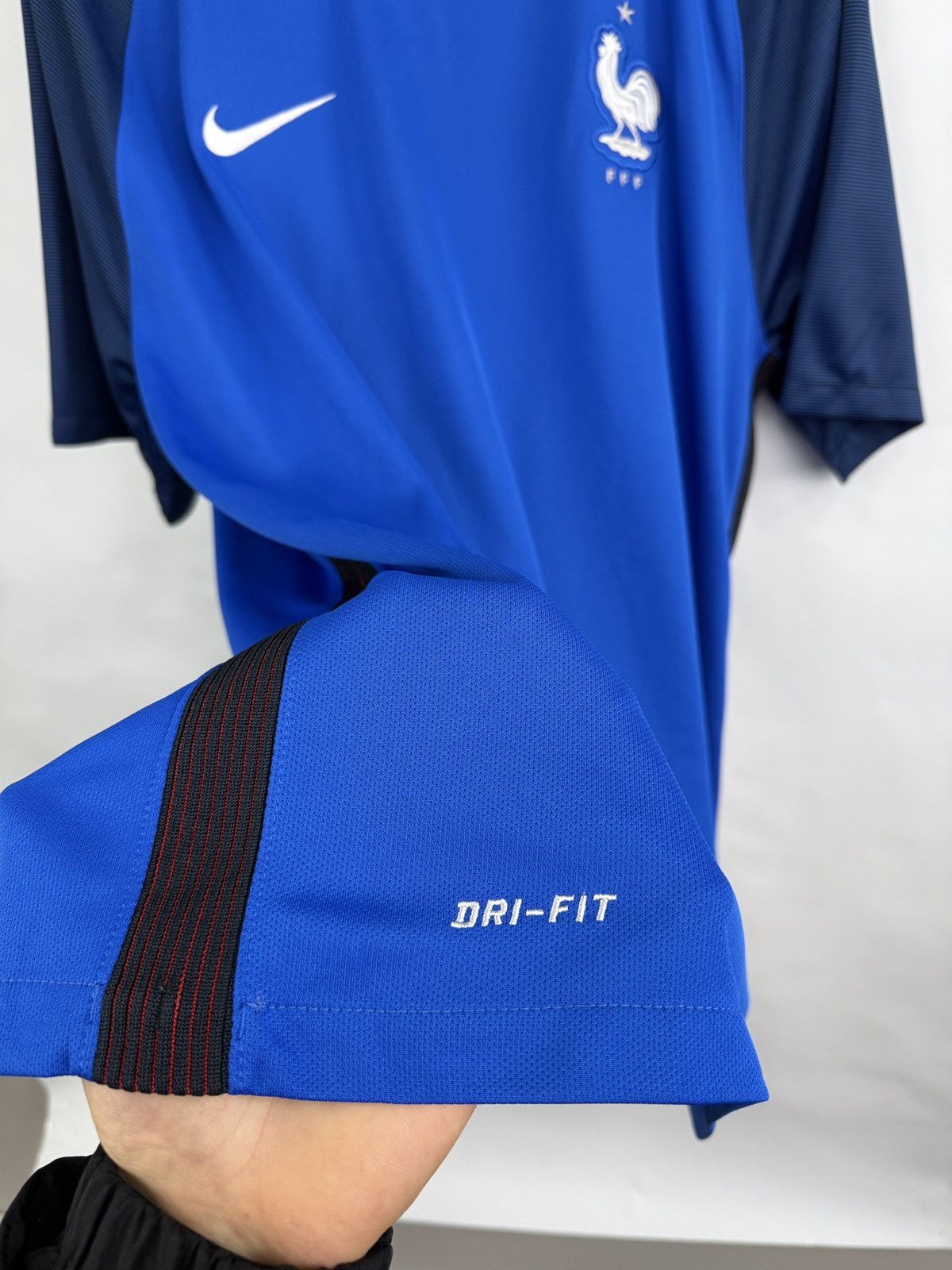 Nike 🇫🇷 Vintage 2016 Nike France Soccer Jersey Rare Retro Y2K Size US XL / EU 56 / 4 - 6 Thumbnail