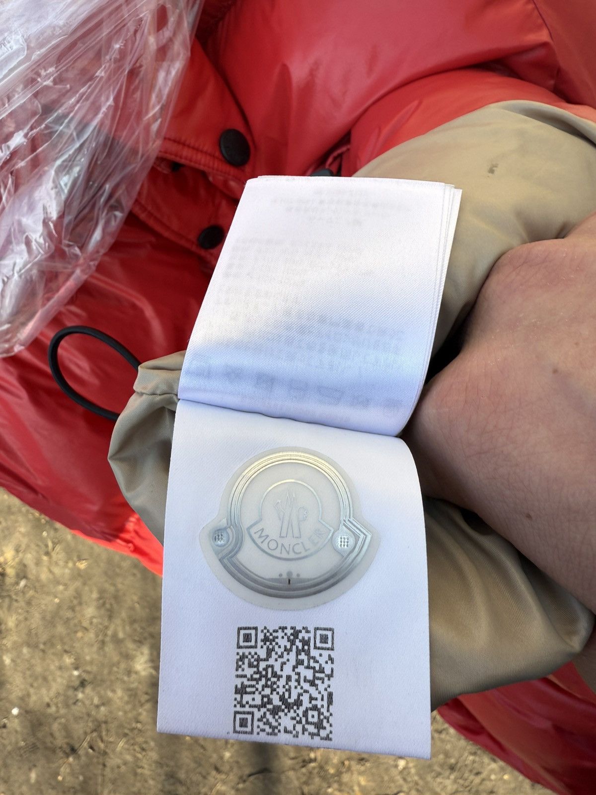Moncler Moncler Genius Grenoble Arlaz Nylon Down Jacket In Red Size US M / EU 48-50 / 2 - 21 Thumbnail