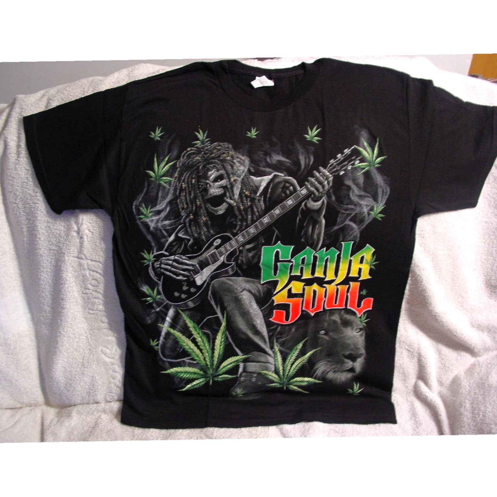 Vintage Ganja Soul Mens Black Cotton T Shirt Extra Large XL Dreadlocked Skeleton Guitar Size US M / EU 48-50 / 2 - 1 Thumbnail