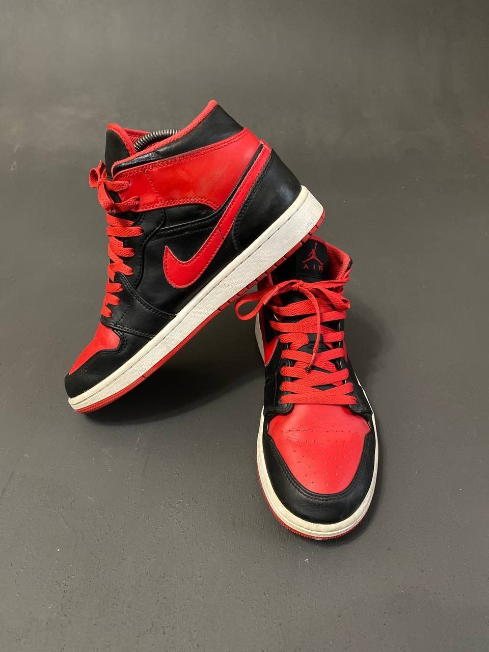 Jordan Brand Air Jordan 1 Mid Black Size US 9 / EU 42 - 3 Thumbnail