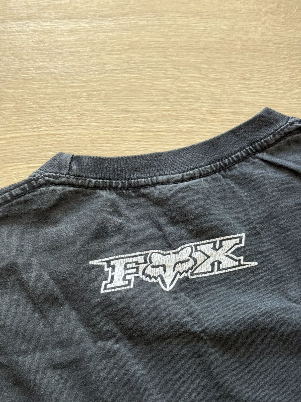 Vintage Vintage Women’s 00’s FOX y2k Faded Moto Racing T-Shirt Size L / US 10 / IT 46 - 4 Thumbnail