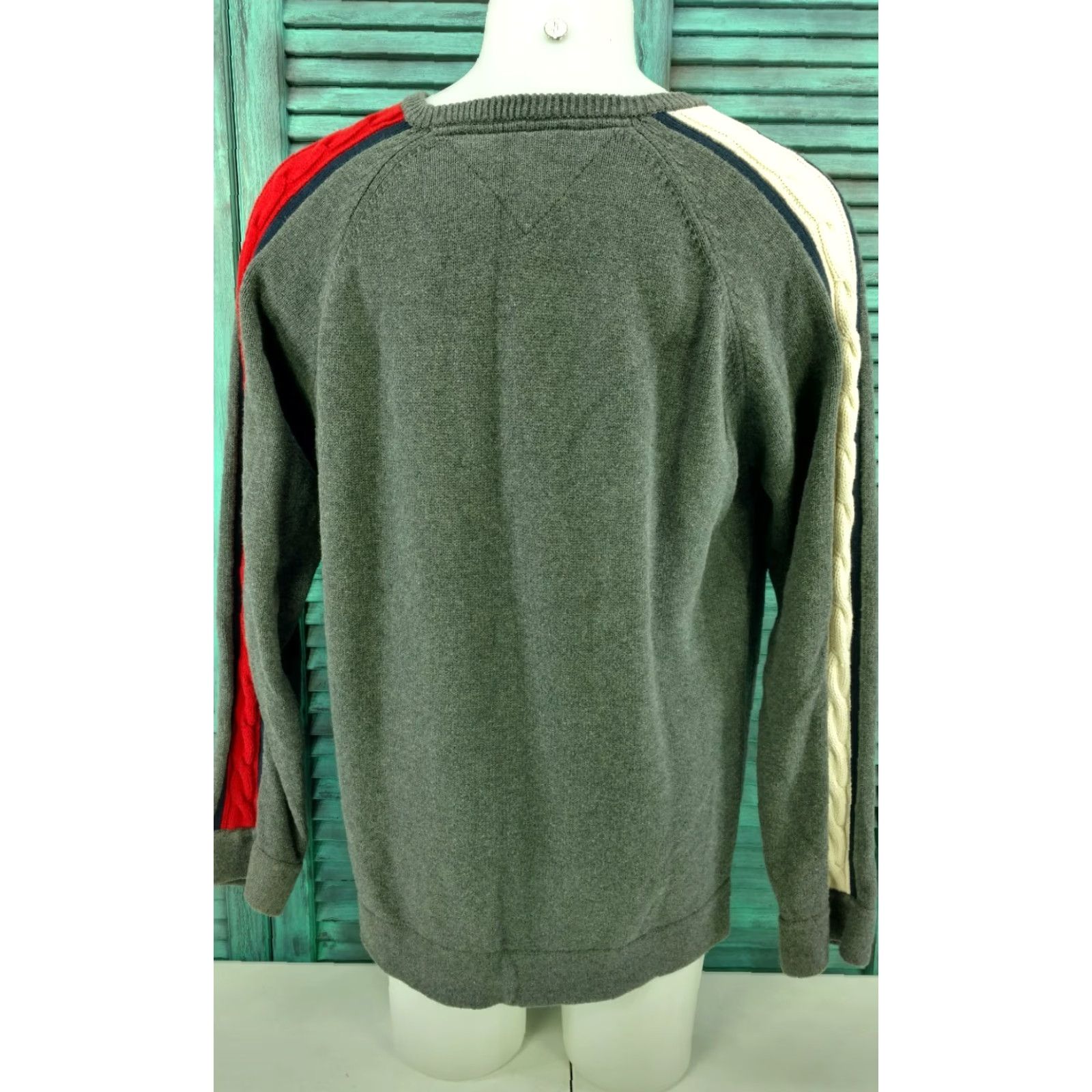Tommy Hilfiger Vintage Tommy Hilfiger Cable Knit Sweater Mens XL Gray Red White Tommy Jeans Crewneck Size US XL / EU 56 / 4 - 5 Thumbnail