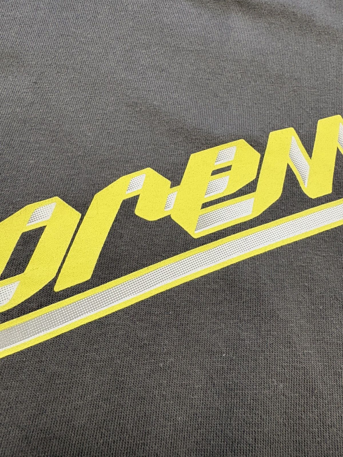 Supreme Supreme Banner Logo T-Shirt FW23 Charcoal Yellow USA Size M Size US M / EU 48-50 / 2 - 10 Thumbnail