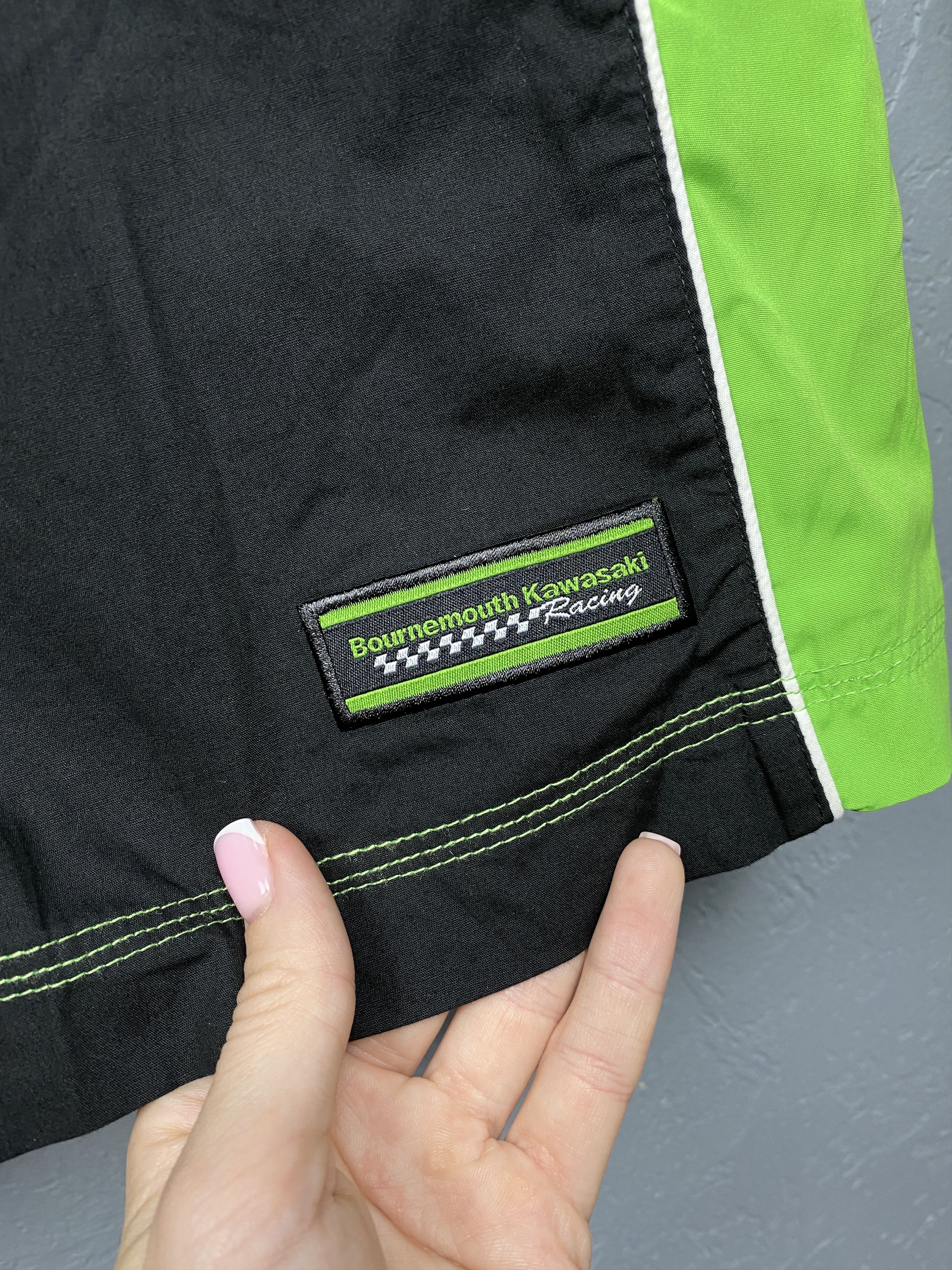 Japanese Brand Kawasaki Racing Team Vintage Mens Short Sleeve Shirt Size US M / EU 48-50 / 2 - 7 Thumbnail